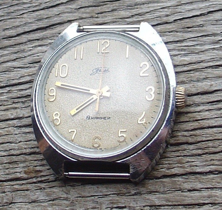 Raketa “Lnturex” With Double-Headed Eagle Russian Soviet Watch Calendar Serviced