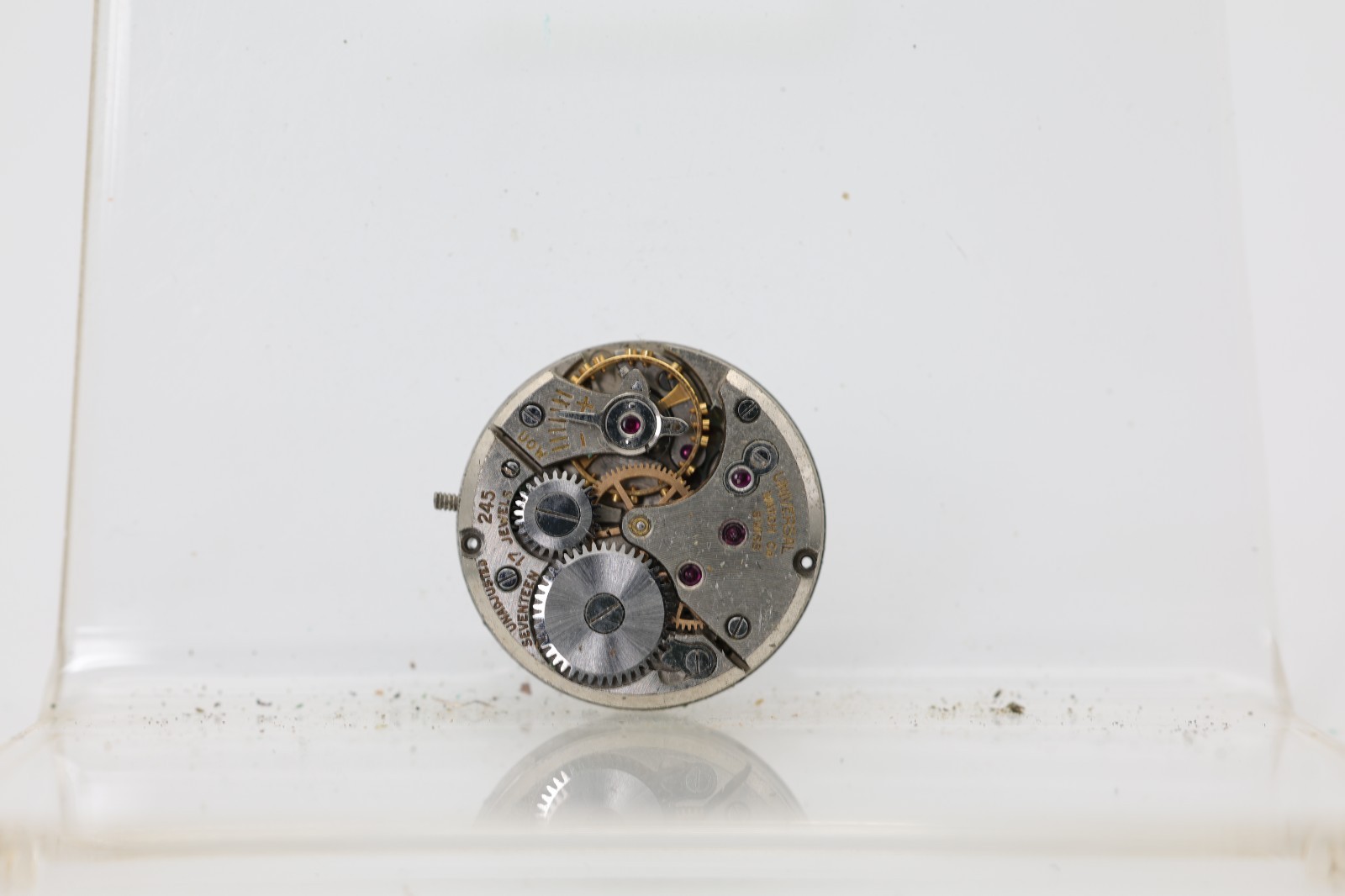 UNIVERSAL GENEVE cal. 245, 17j WRIST WATCH MOVEMENT FOR REPAIR (NB)