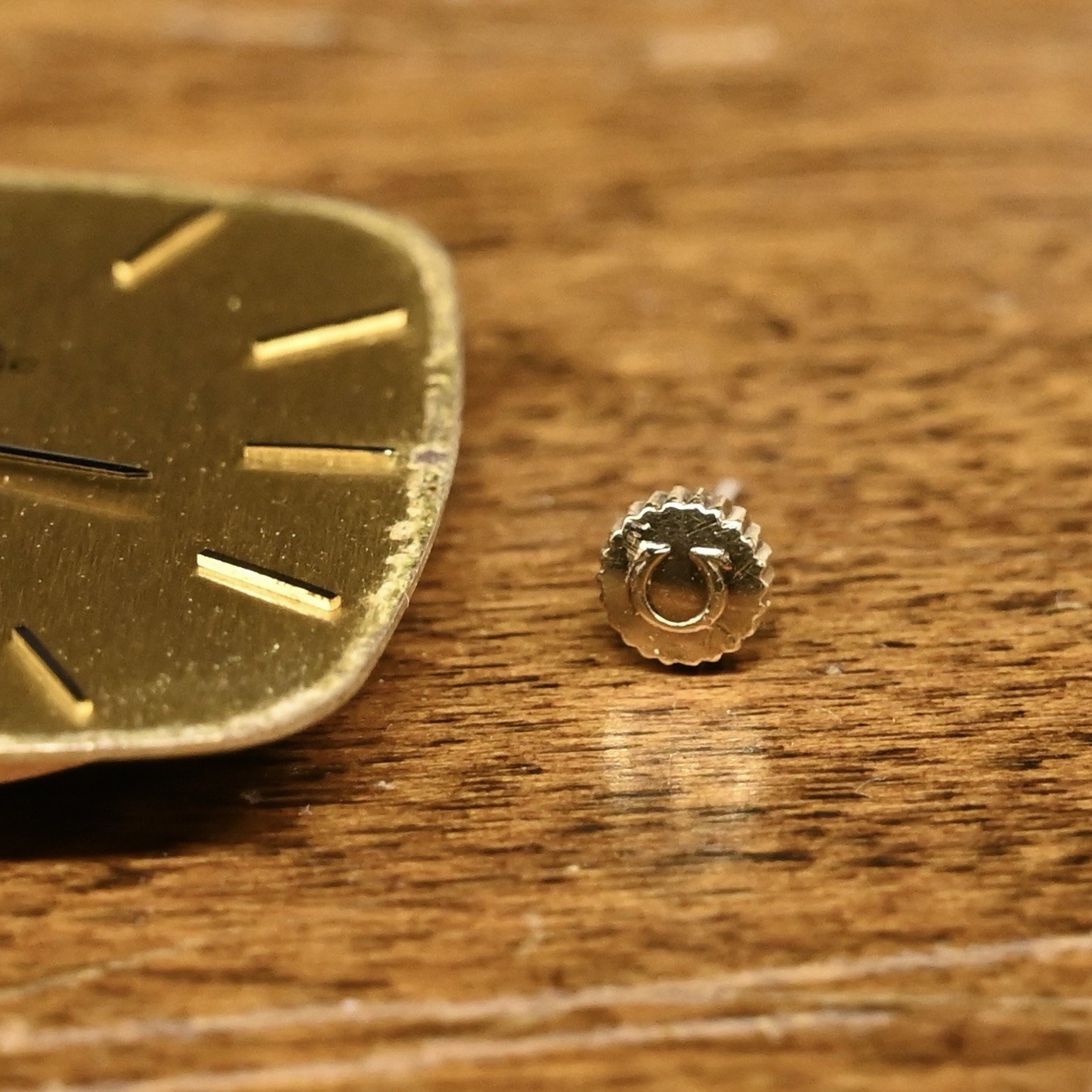 Omega De Ville Cal. 711 Automatic Watch Movement Dial Hands Crown Runs 24 Jewels