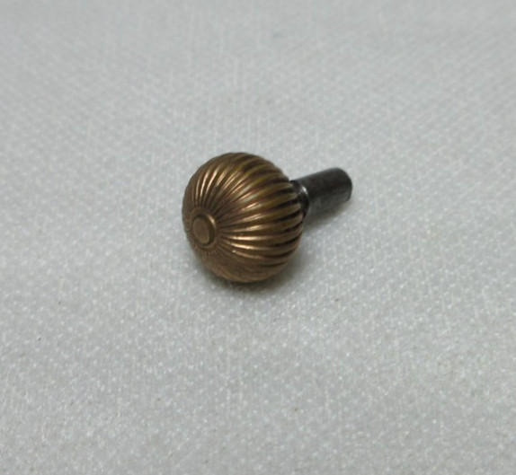 VINTAGE GOLD FILLED /PLATED 8.1 MM POCKET WATCH CROWN WINDER WATCHMAKERS PART #4