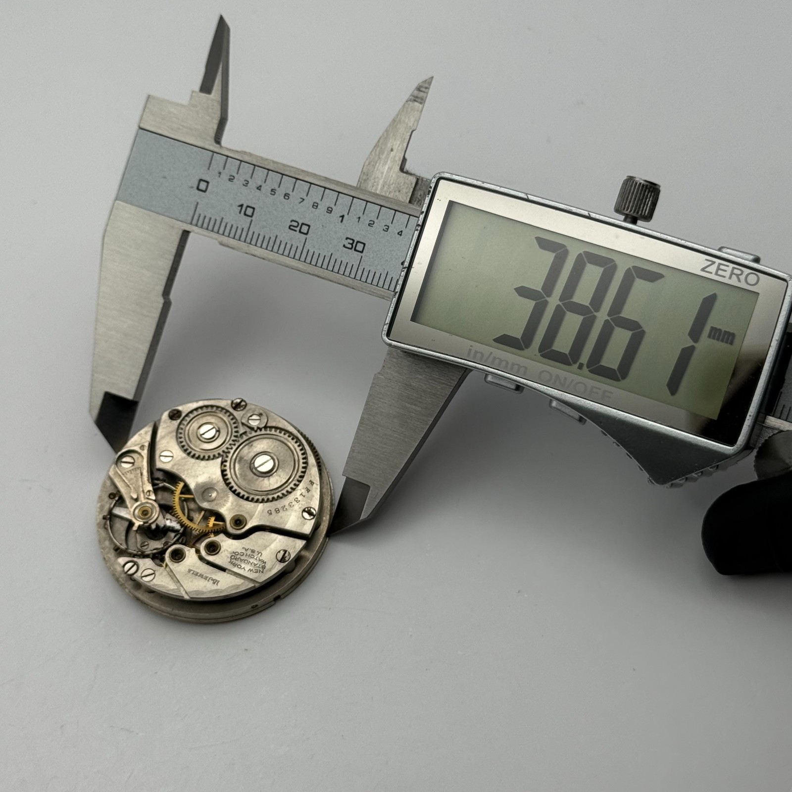 New York Standard Pocket Watch Movement USA Watch Co 15J Sub Seconds Parts 36mm