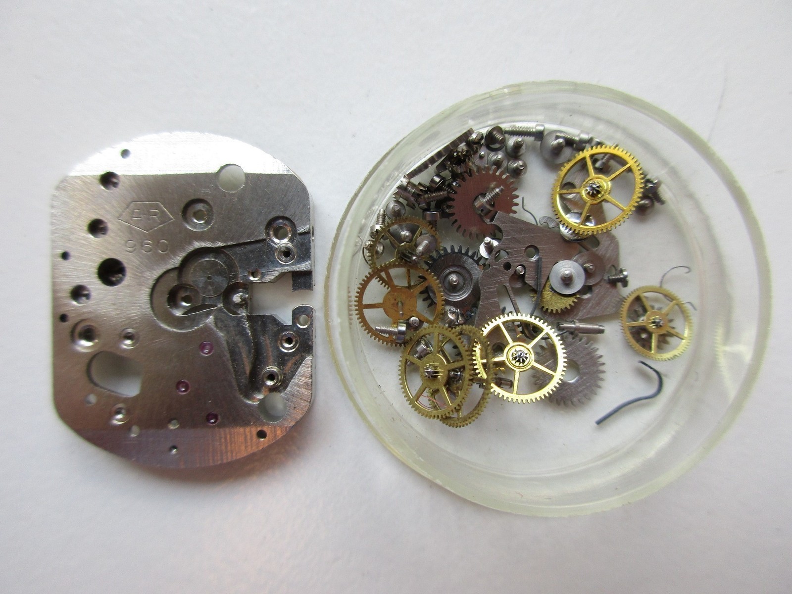 Enicar AR cal. 960 disassembled Swiss watch movement – for parts
