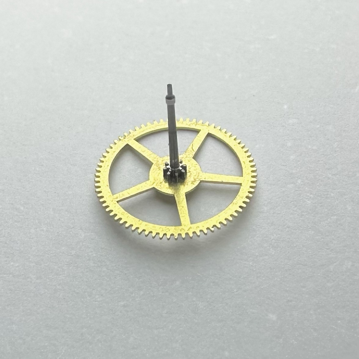 241 002 NOS FOURTH WHEEL SWEEP SECOND WHEEL FOR VINTAGE SEIKO 7622C 7625C
