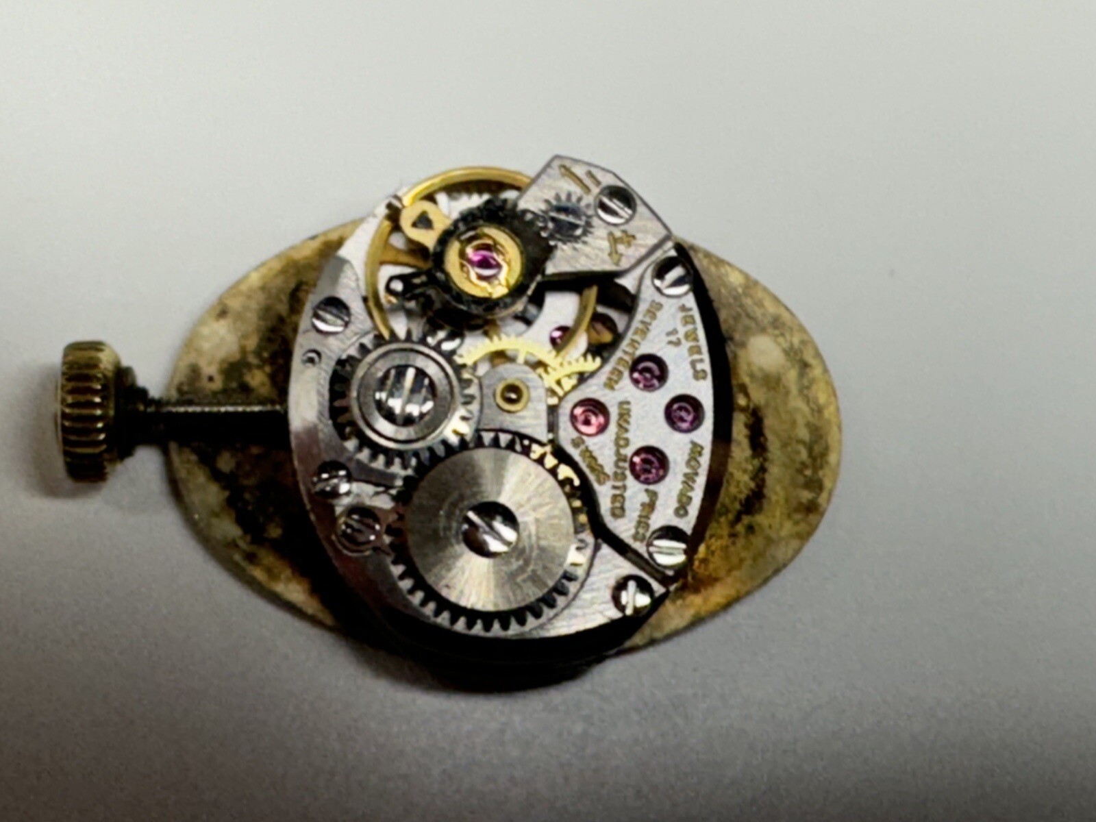 universal geneve & movado ladies wristwatch movements only working !
