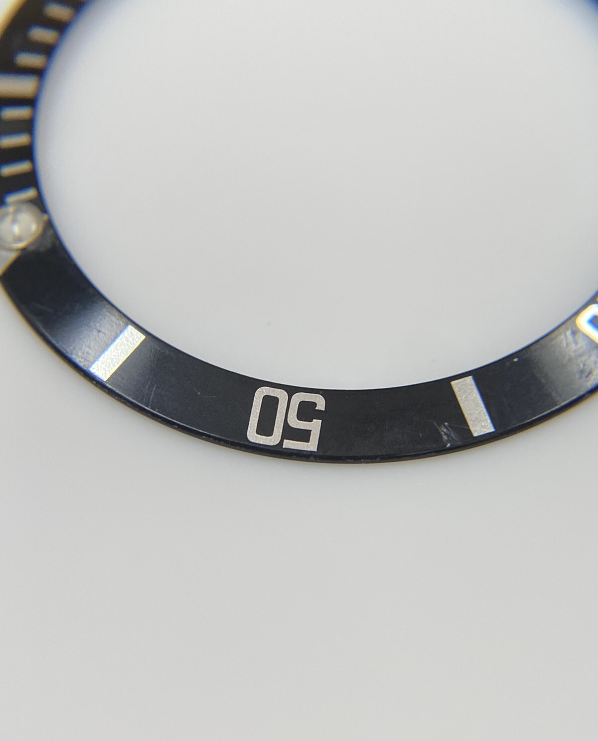 Genuine Rolex No Date Submariner 14060 14060M Black/White Bezel Insert