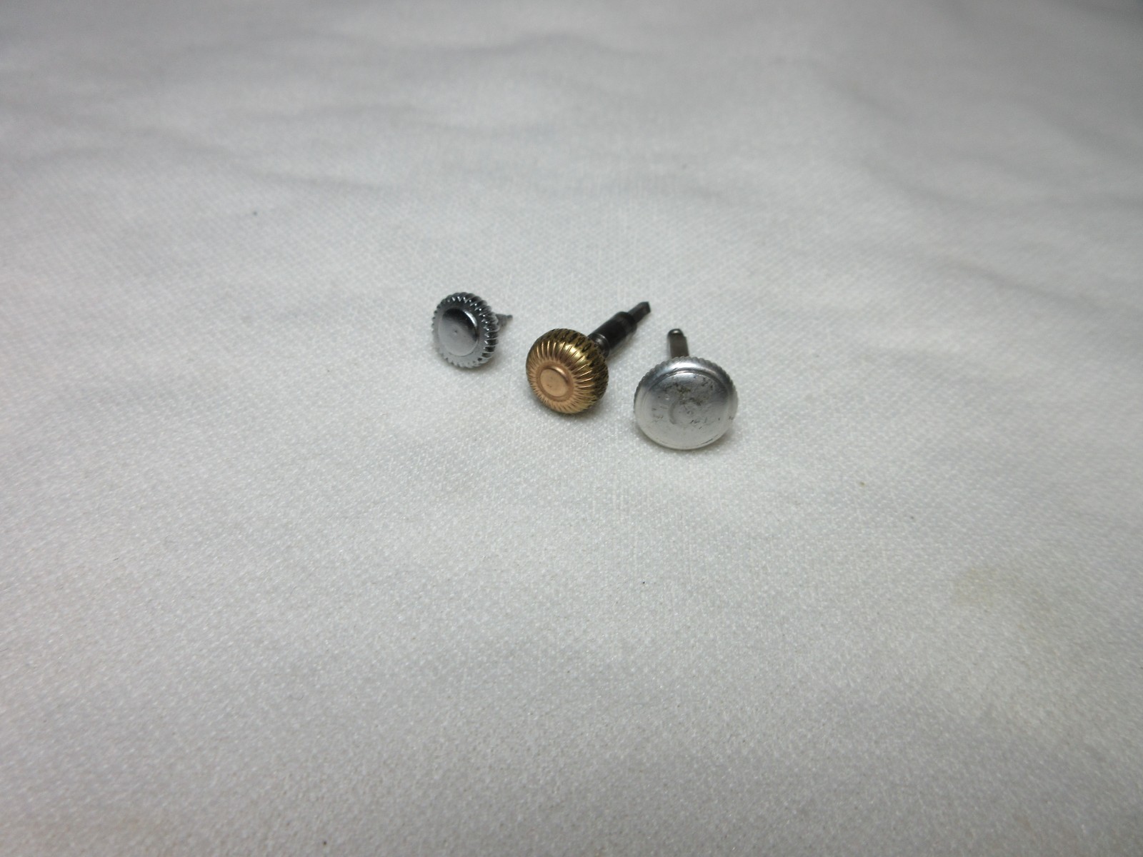 VINTAGE LOT OF POCKET WATCH CROWNS WATCHMAKERS REPLACEMENT PART #3
