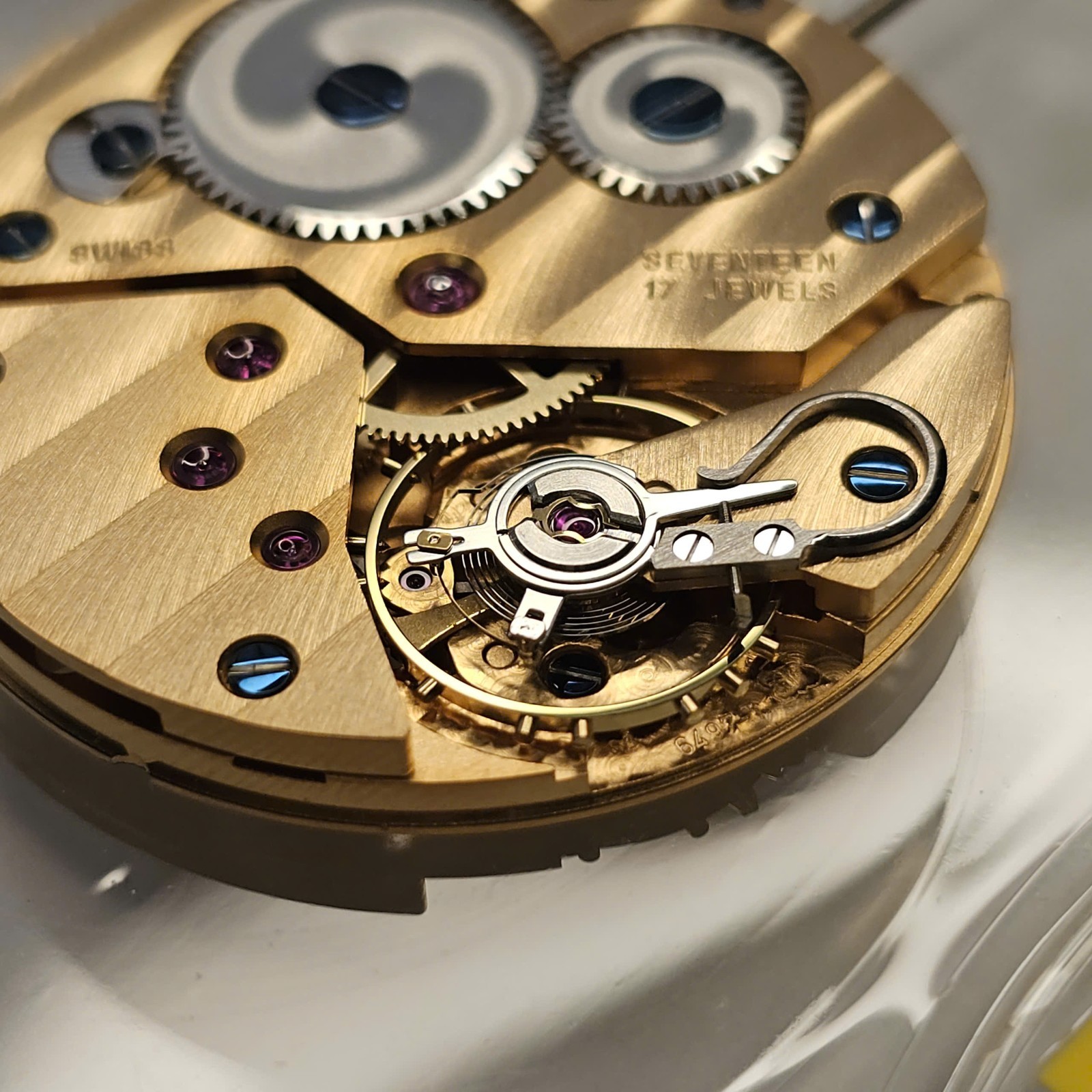ETA Unitas 6497-1 Yellow Gold CdG Finish – Pin Balance Swan Neck Manual Movement