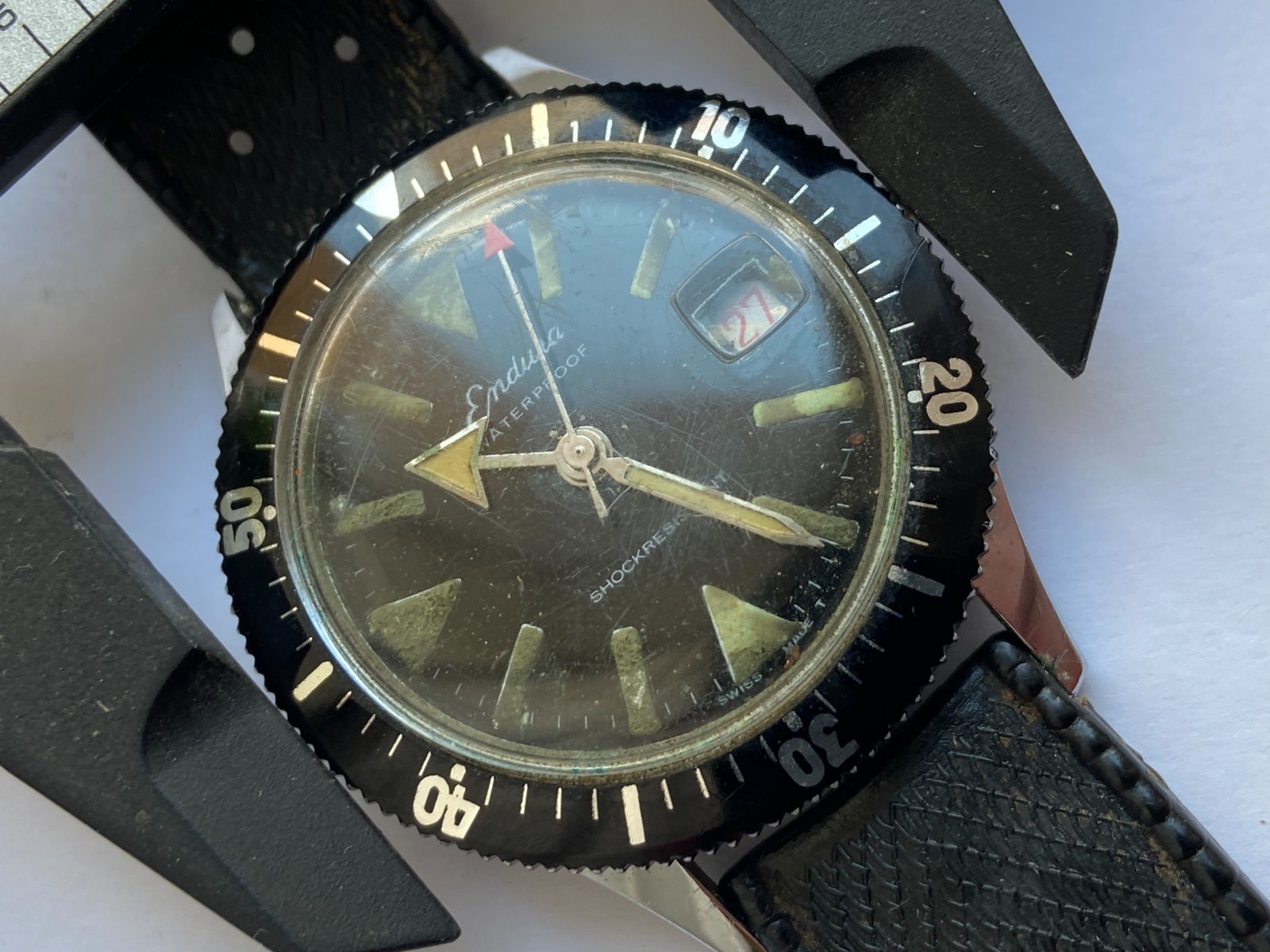 VINTAGE MEN WRIST WATCH SALE FOR PARTS DIVER ENDURA DATE CAL. EB 8800 1 JEWEL