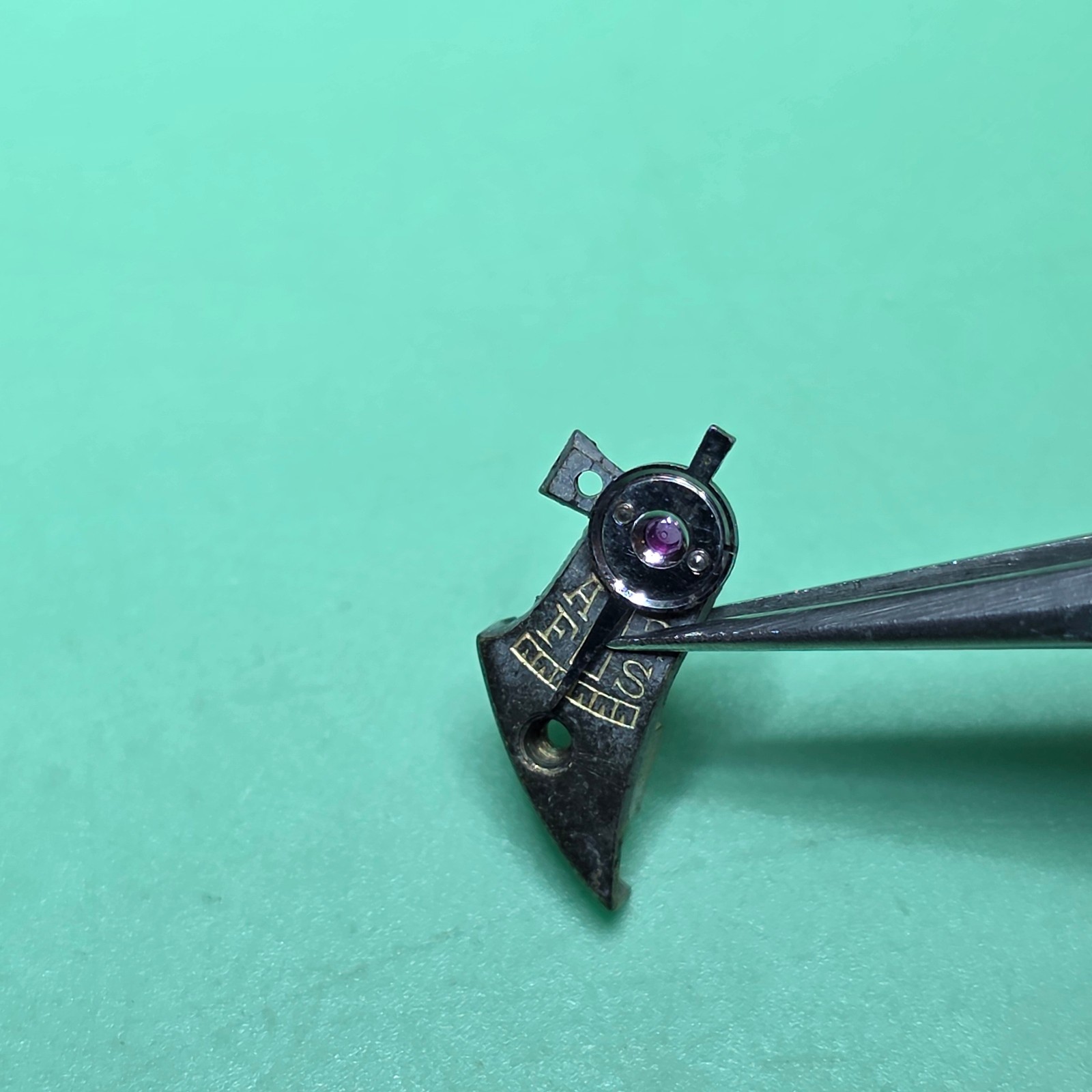 Balance Cock Bulova Cal. 10A Original Watch Part / W76