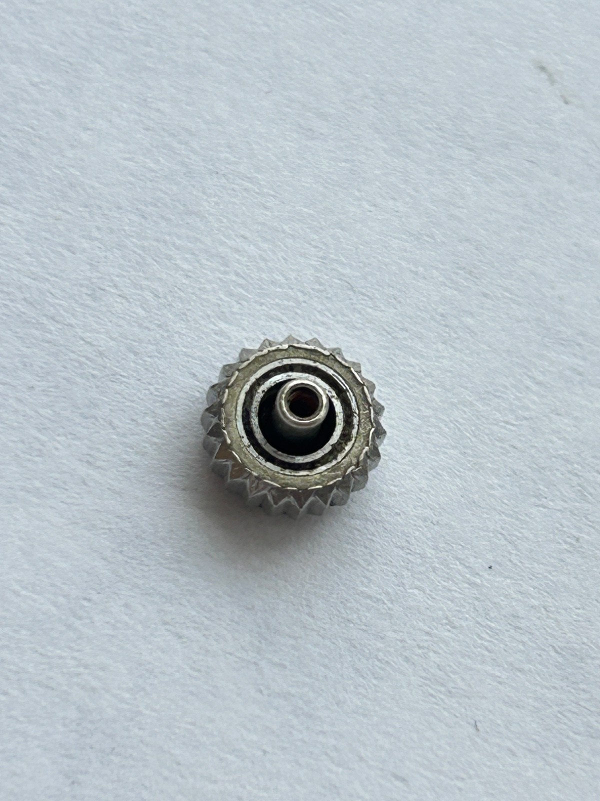 1 x Vintage Rolex 5.9 mm Super Oyster Steel Crown perfect condition vintage