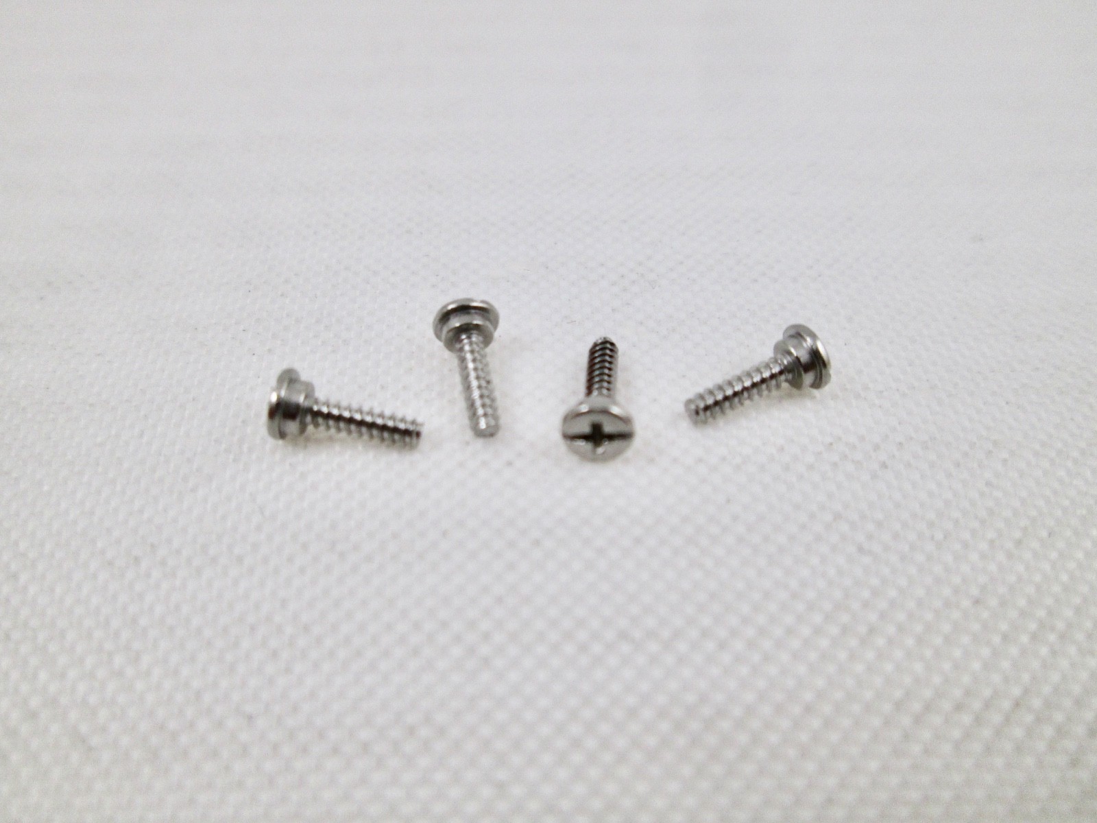 Casio PAG240 PAW1400 PRG120 PRG240 PRW2500 PRWS2500 SPF70 case back screws X 4