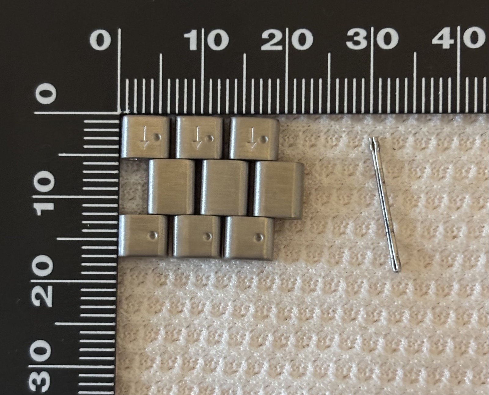 Genuine TAG Heuer 2000 Professional WK1110 3 Extra Bracelet Links Silver 17mm