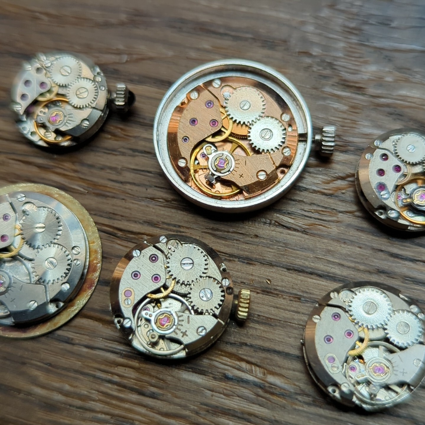 6 x ETA Ladies Watch Movements, All Working, Mixed Sizes (N243)