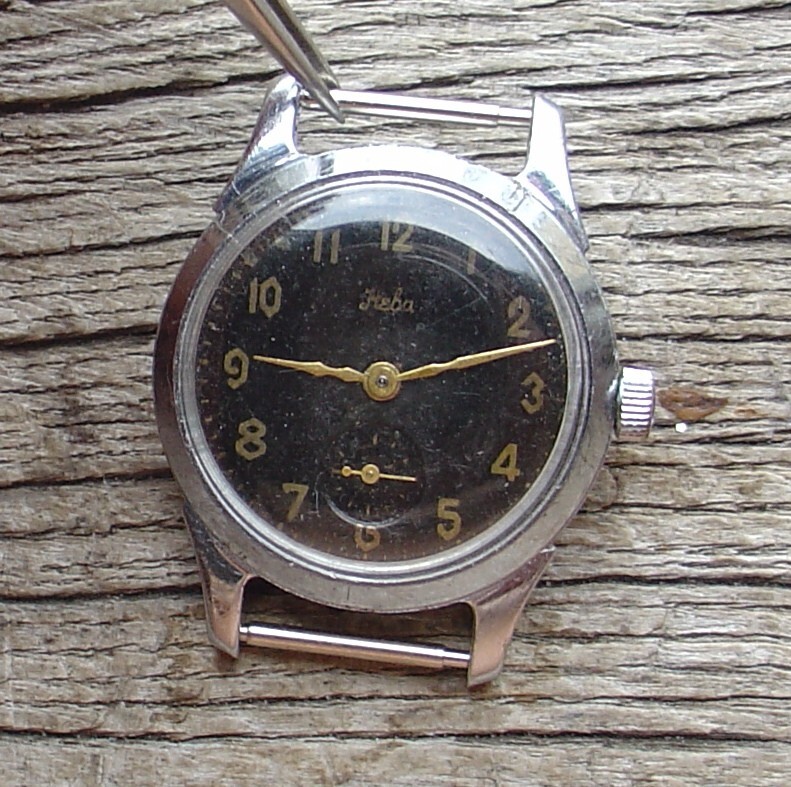 RARE VINTAGE SOVIET RUSSIAN COLLECTIBLE NEVA (MAJAK,SVET, RAKETA) WATCH SERVICED