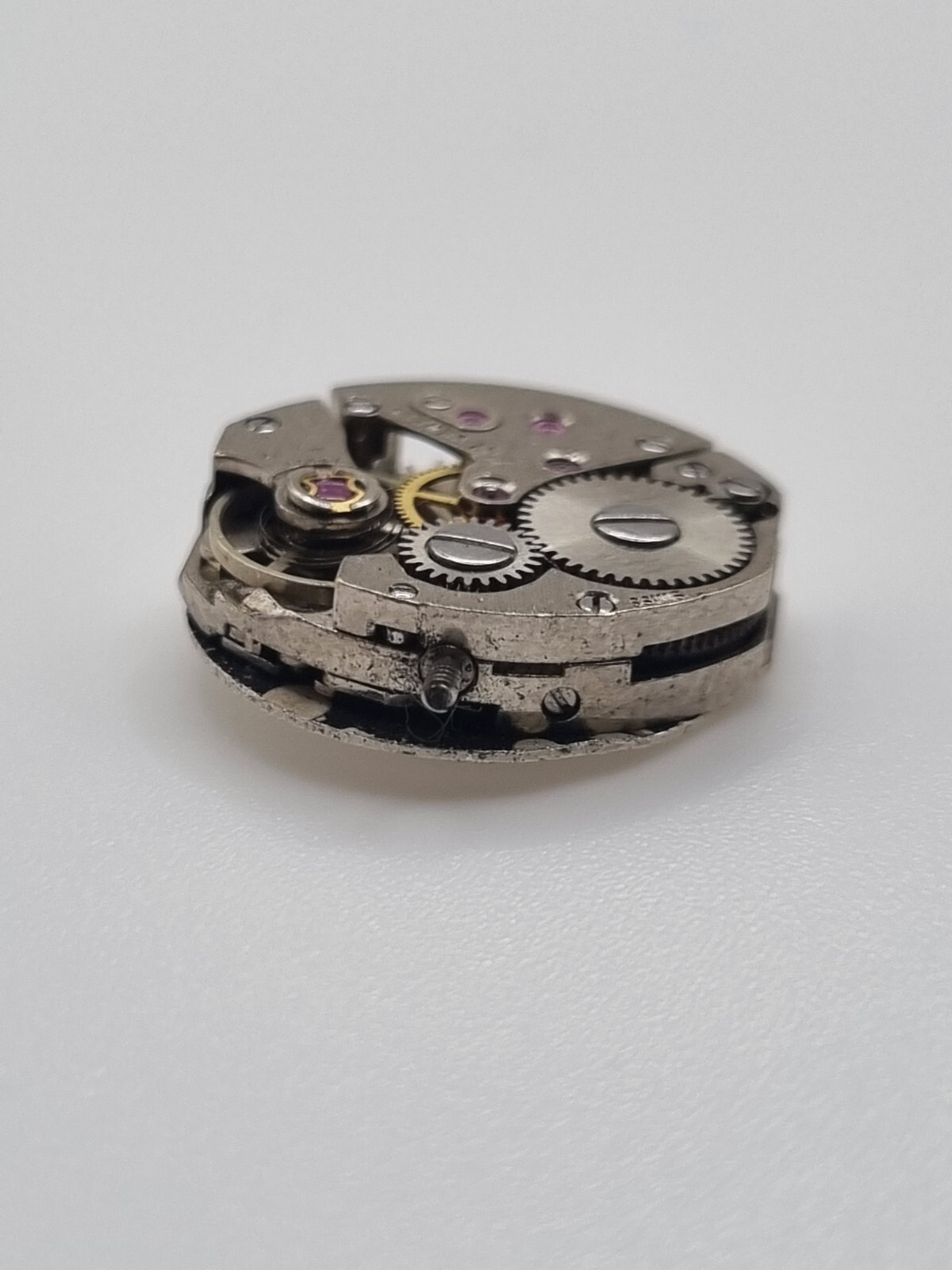 AS 1677 Perona Manual Wind Watch Movement 17 Jewels Swiss Parts Untested 15mm