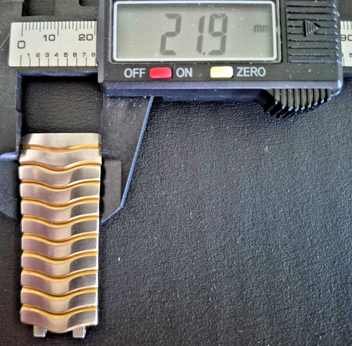 EBEL Endpiece and Segment 20.3mm to 21.9mm Fits 22mm Lug dia Classic Wave
