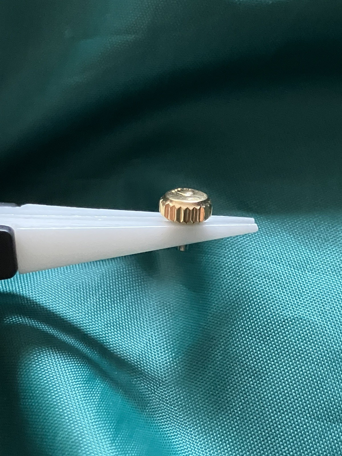 Genuine Rolex 18K Yellow Gold 6mm Crown for older earlier /Datejust 36 models
