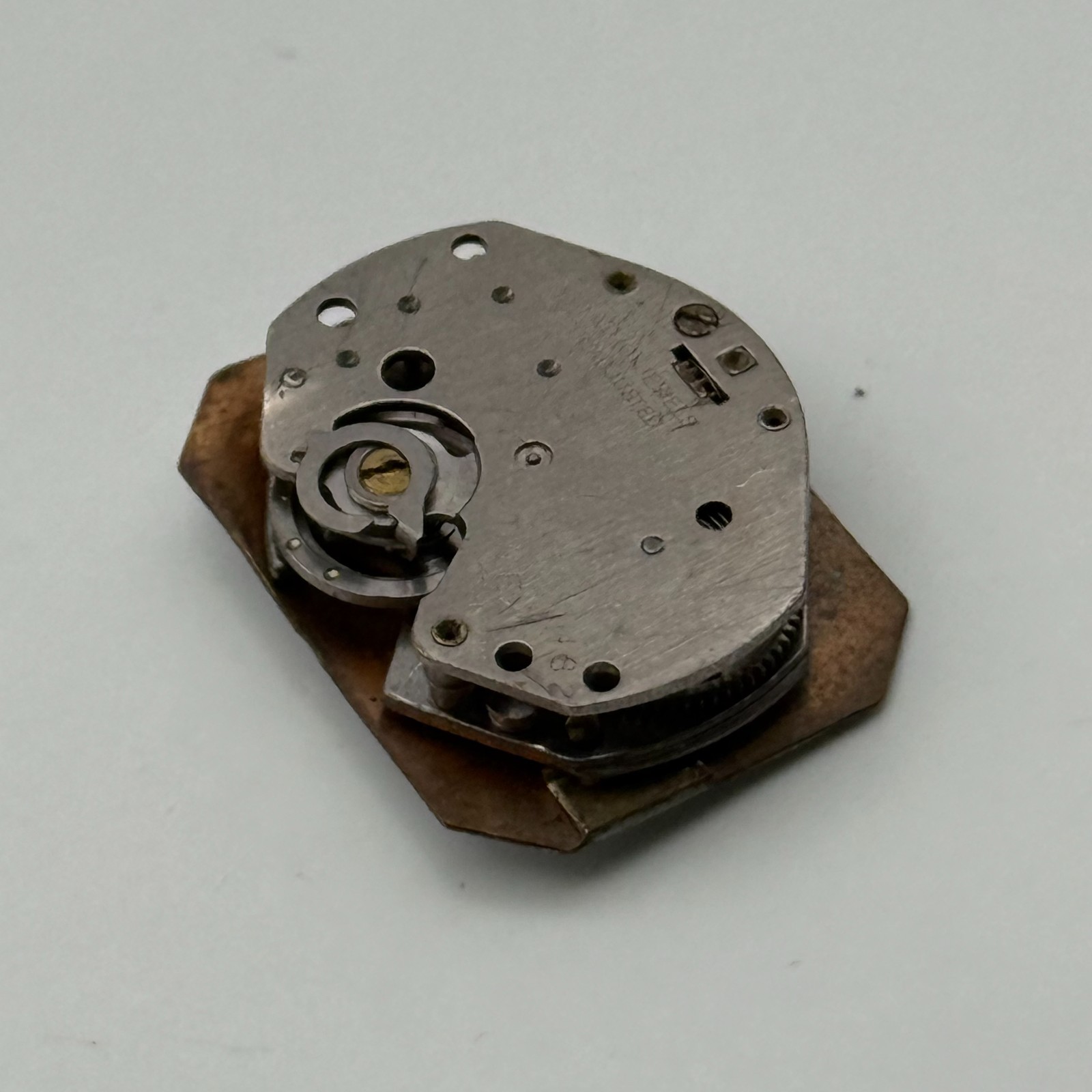 Timex 482 Watch Movement Great Britain 0 Jewel Manual Wind Parts Repair 18.1mm