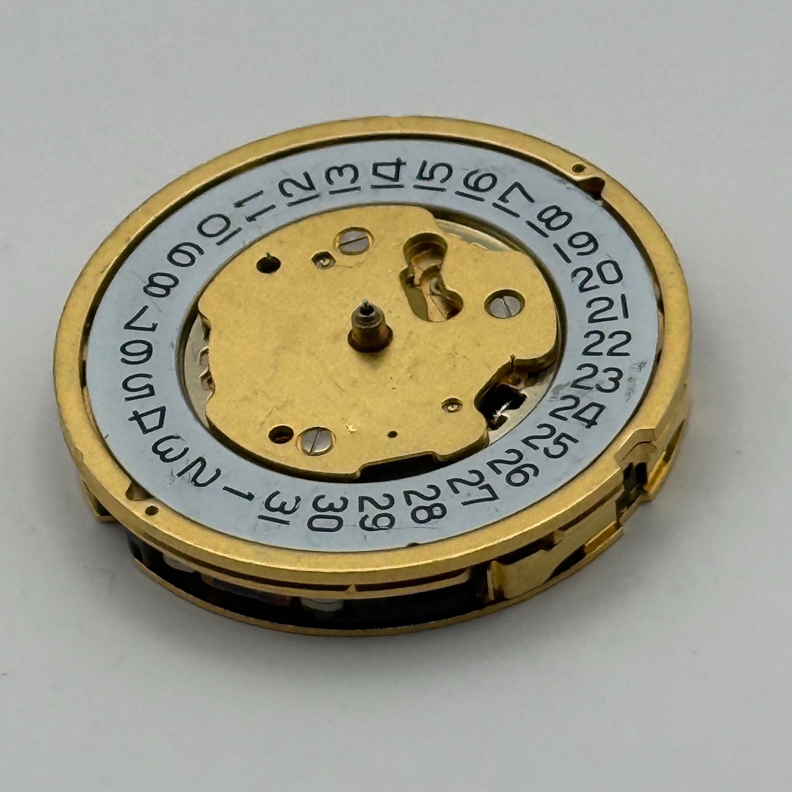 Ronda 5040.D Watch Movement Quartz Swiss R9 13 Jewels Parts Repair Spares 28.6mm