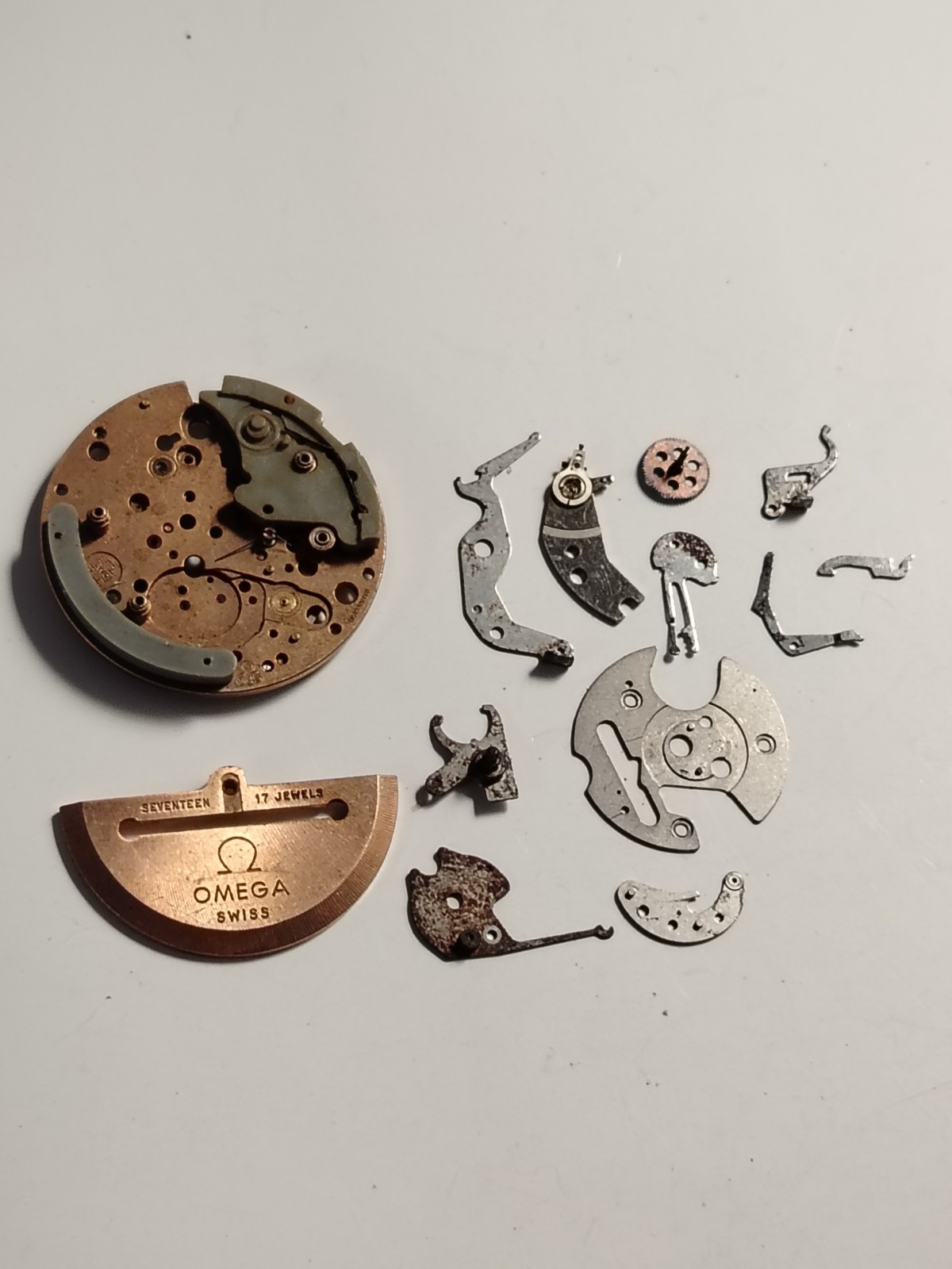 Vintage OMEGA Speedmaster Cal. 1045 (LEMANIA 5100) — Movement Parts For Project