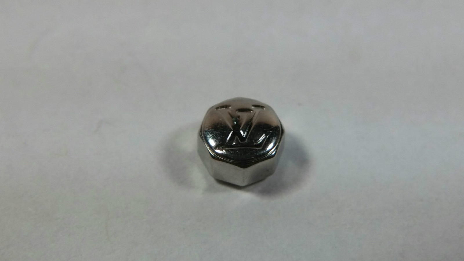 Louis Vouton “XL”, 5mm Crown, S/S, NEW