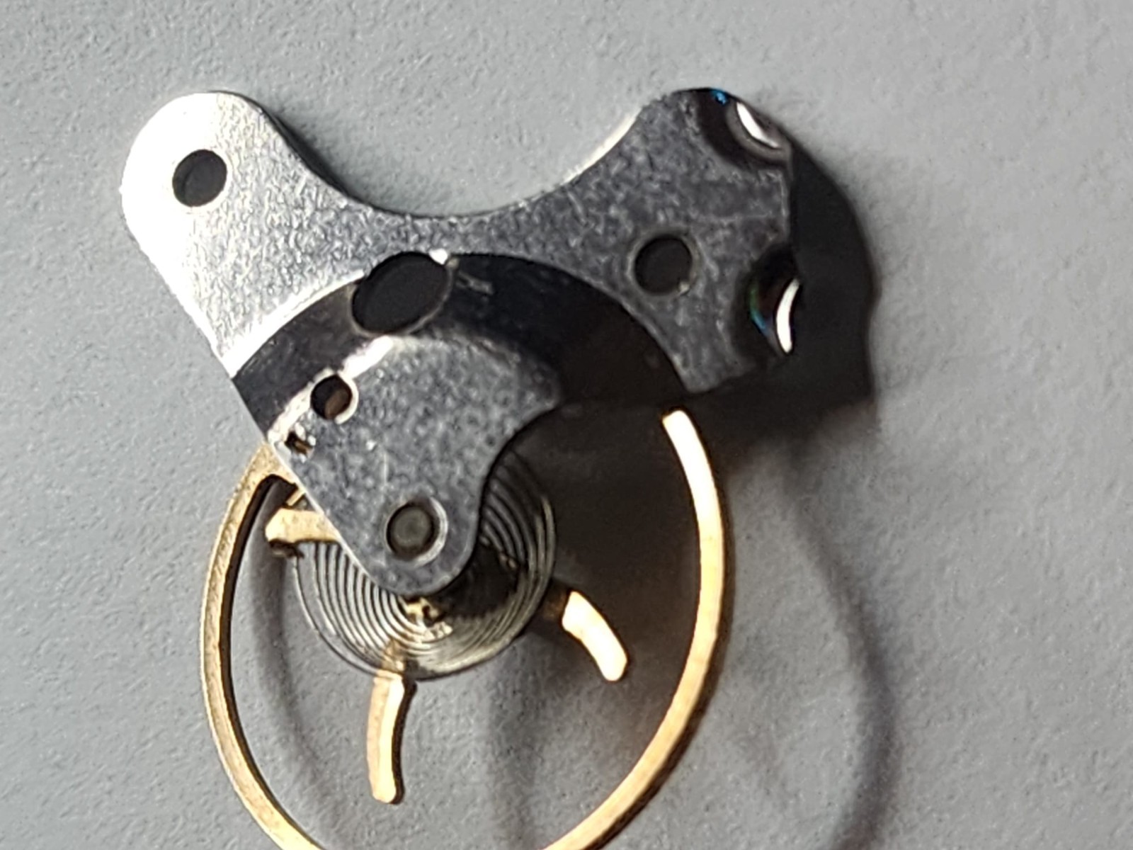 Vintage Sheffield Swiss Cal. 121M Watch Movement – Partial – In Kilb & Co. Tin