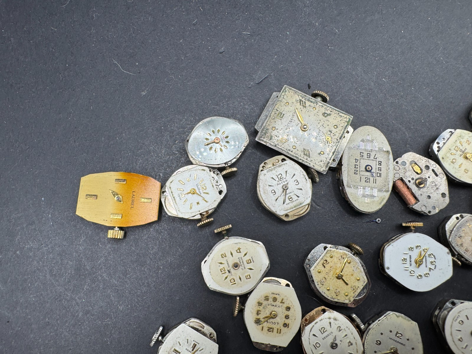Vintage Rare Lot of 33 Automatic Movements Waltham Benrus Westfield Clinton