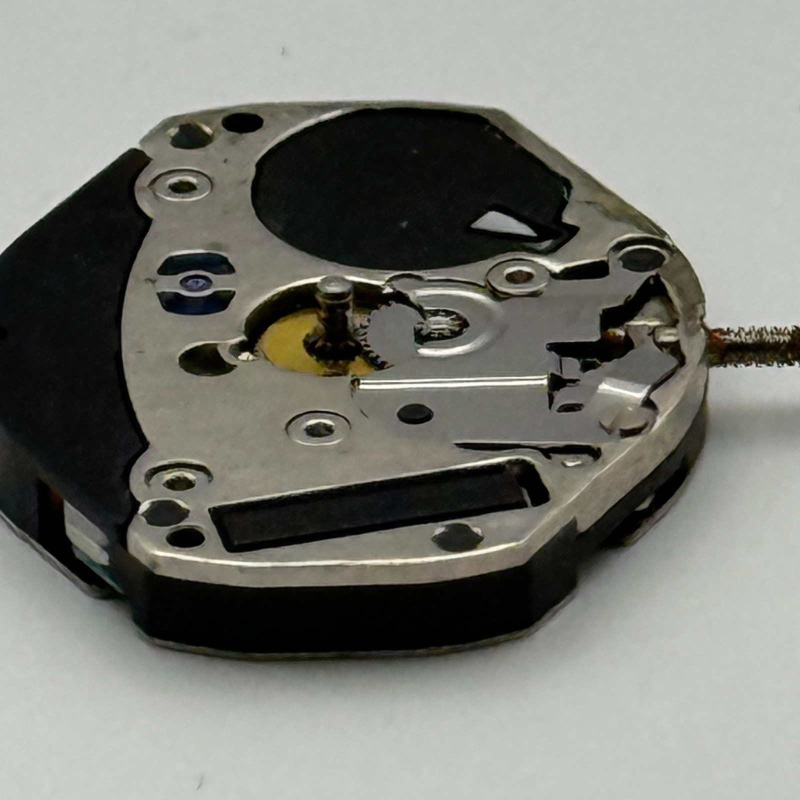 ETA 902.005 Watch Movement Quartz Swiss 1 Jewel Parts Repair Untested 18.2mm