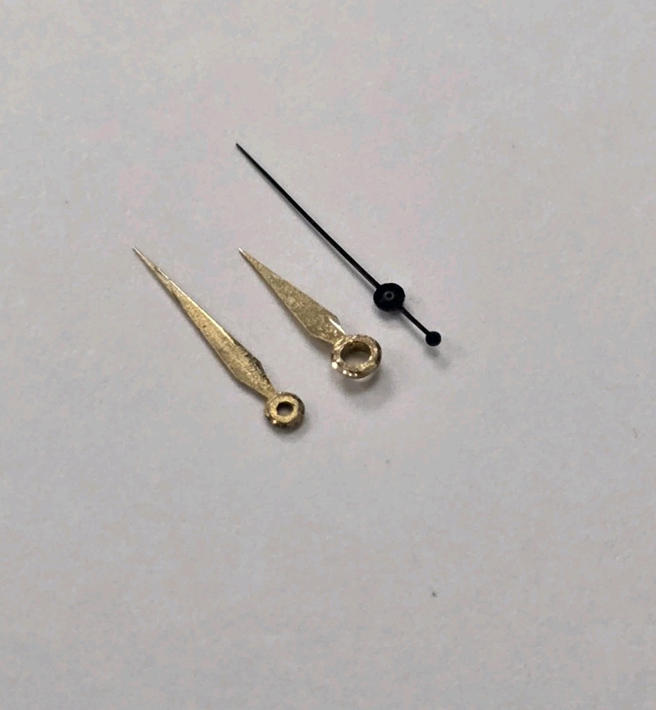 ROLEX VINTAGE 2490 AUTO BUBBLEBACK YELLOW GOLD HAND SET (GOOD & 100% ORIGINAL)