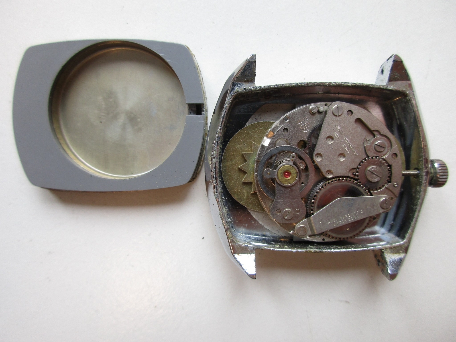 Lucerne Jump hour vintage 1970’s watch – EB cal. 8800 movement – for parts