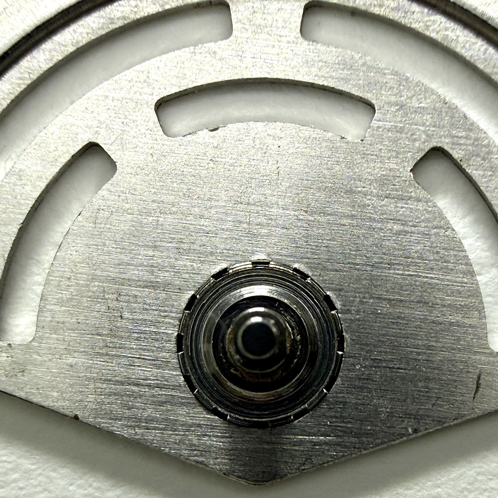 Rolex Oscillating Mass b3135-570-k1 cal. 3135 – oscillating weight – original