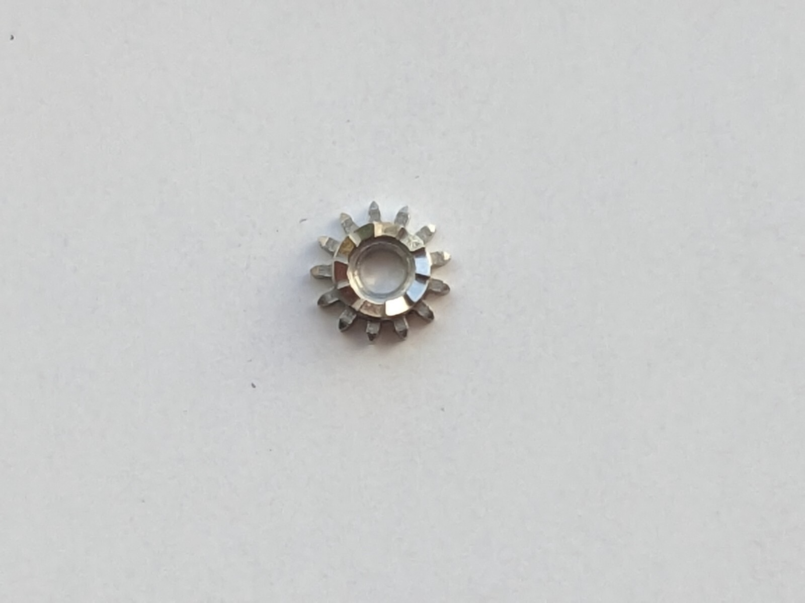 Felsa Caliber 690 Winding pinion part 410 Swiss made x 1 piece FREE POST
