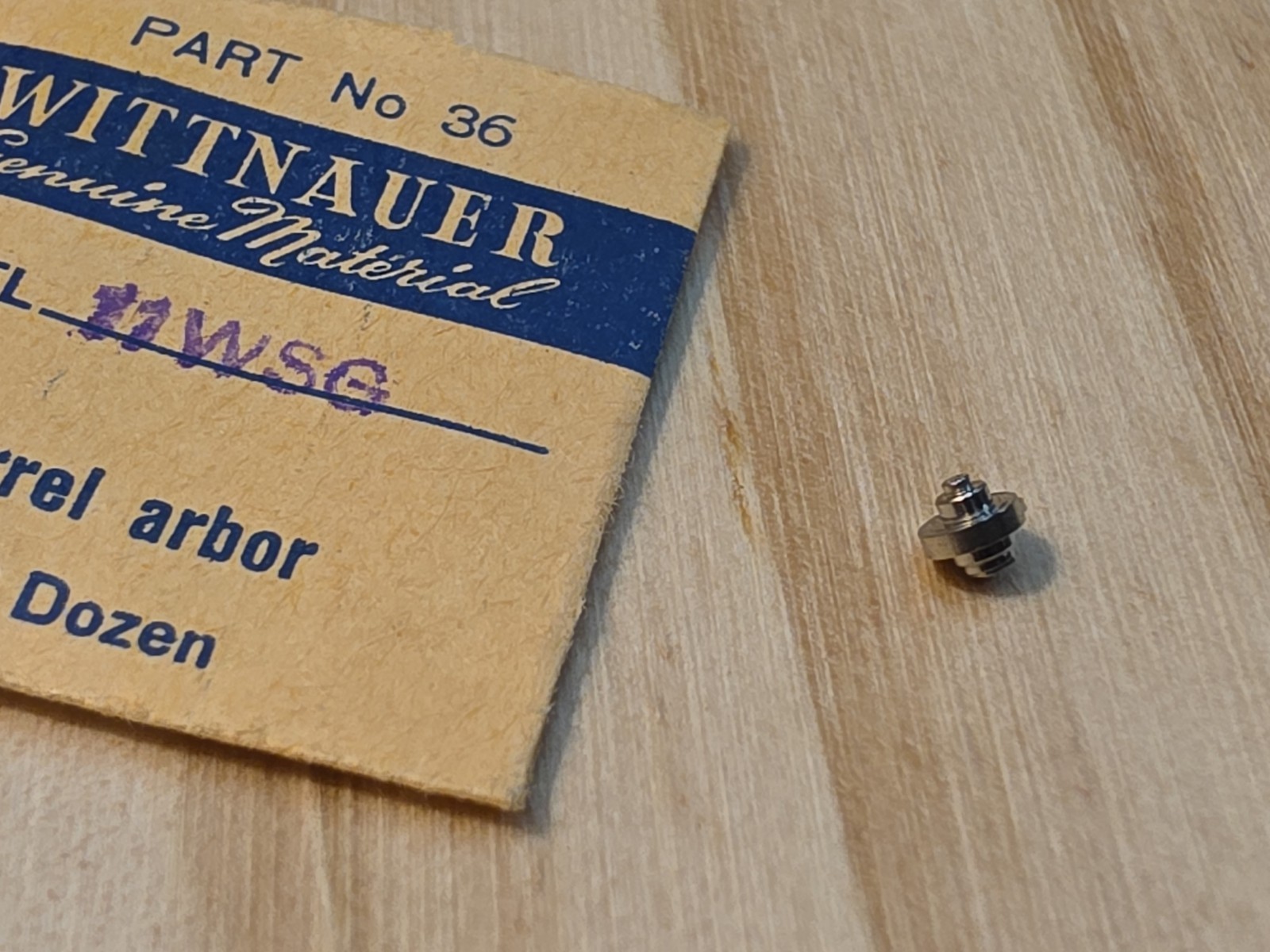 NOS Wittnauer Model 11WSG P/N 36 Barrel Arbor Parts Spares Repairs