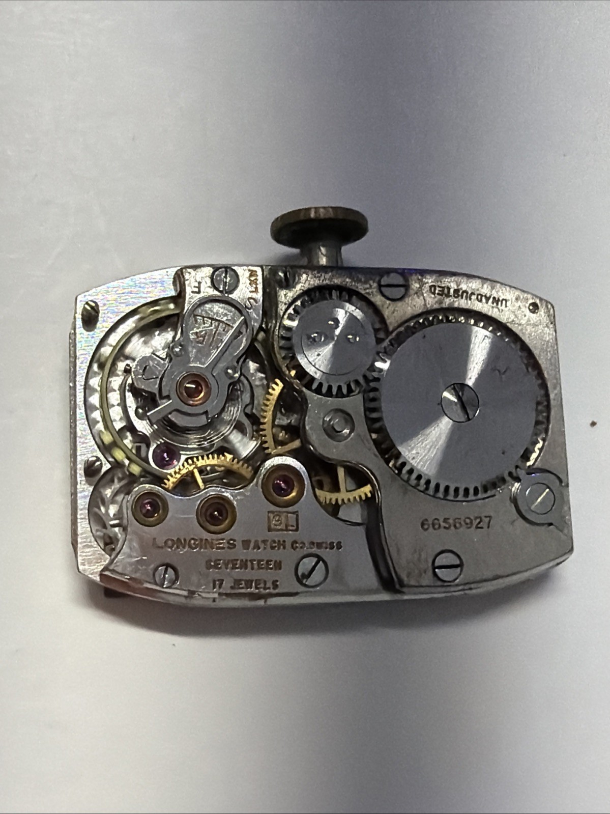 Vintage Longines 9L 17 jewel men’s wrist watch movement with hands. WORKING