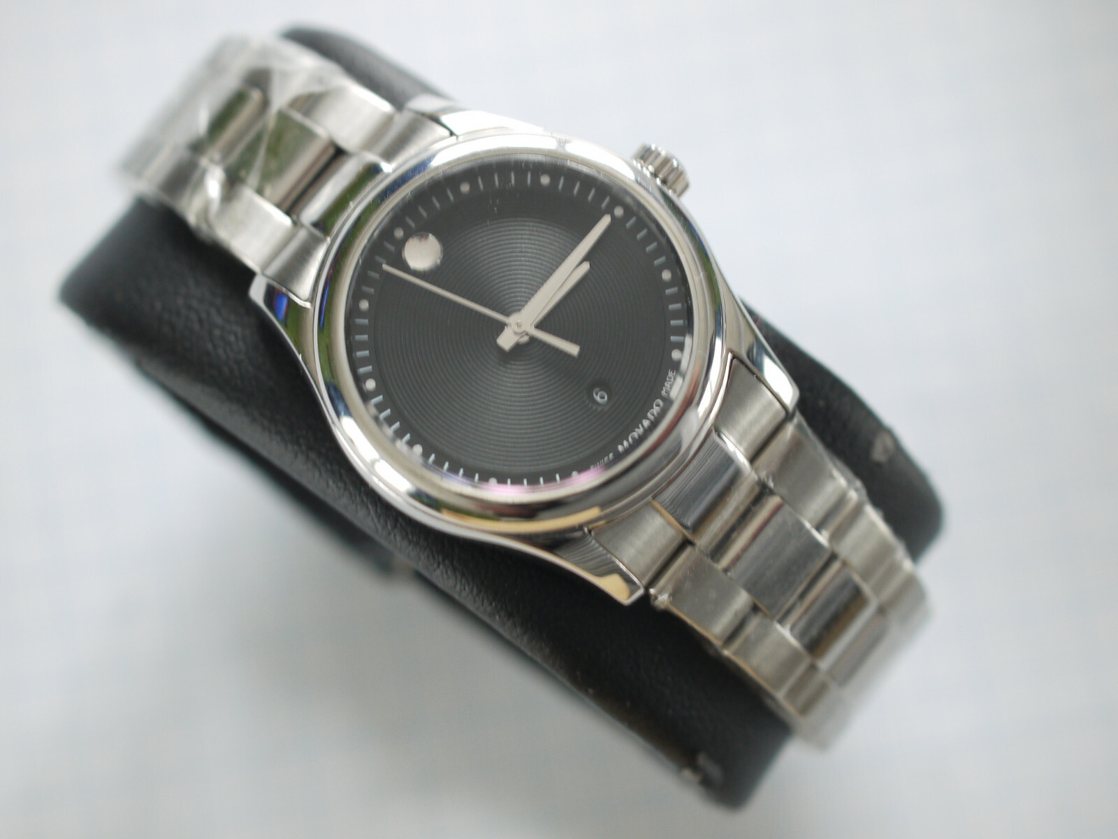 Movado Sportivo Lady Diamond Bezel Black Dial Ø28mm Ref.10883211-it works -super