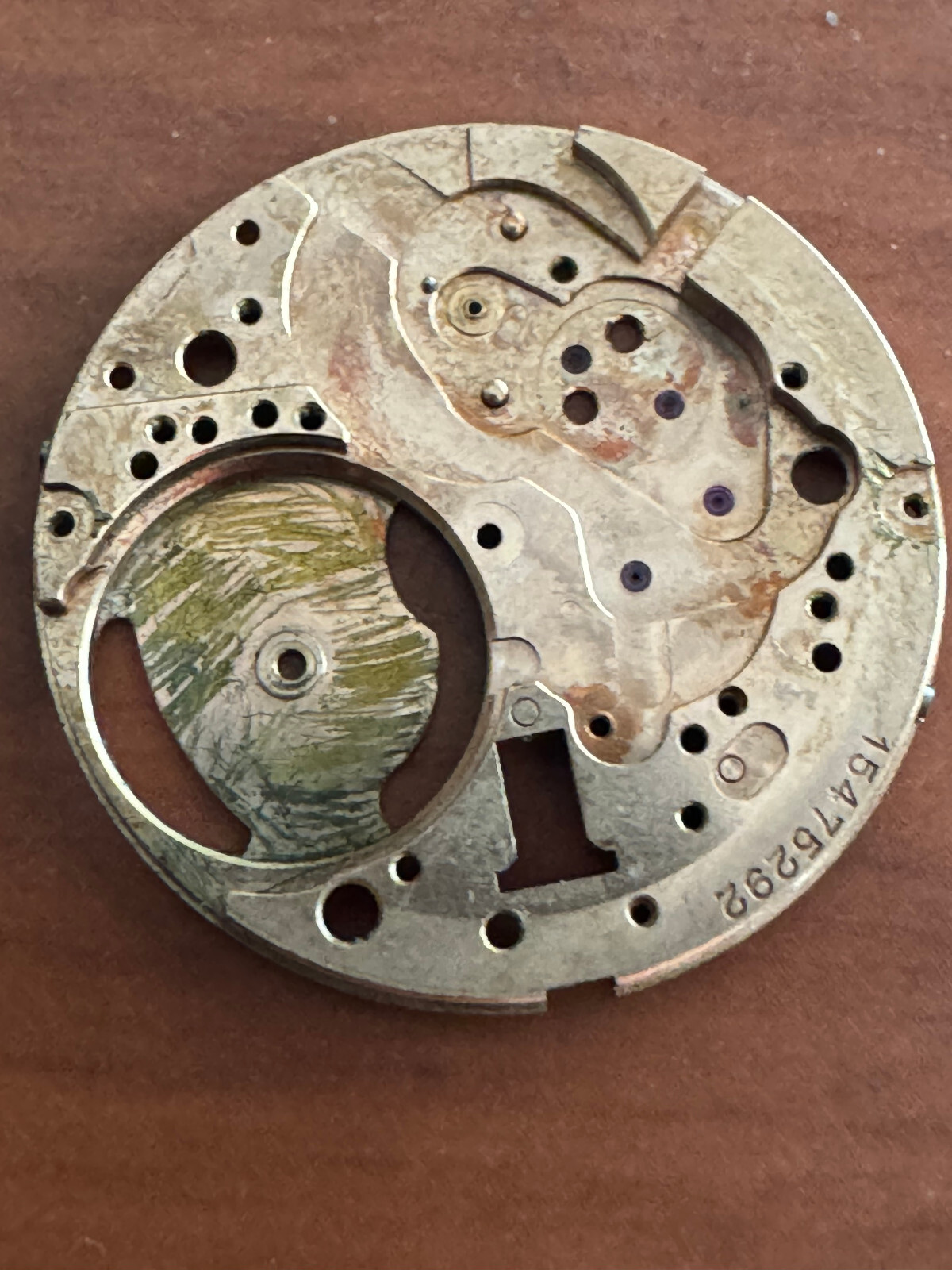 VINTAGE MAIN PLATE FOR OMEGA 470-1000 WRIST WATCH MOVEMENT