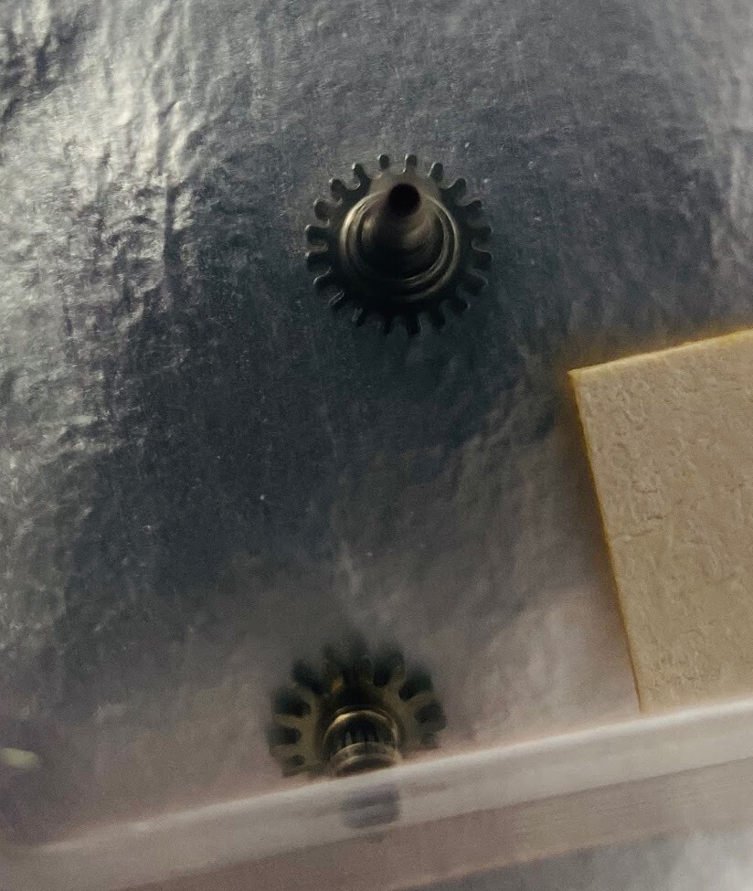ROLEX FACTORY NEW SEALED MINUTE PINION WITH CANNON PINION 3000 335