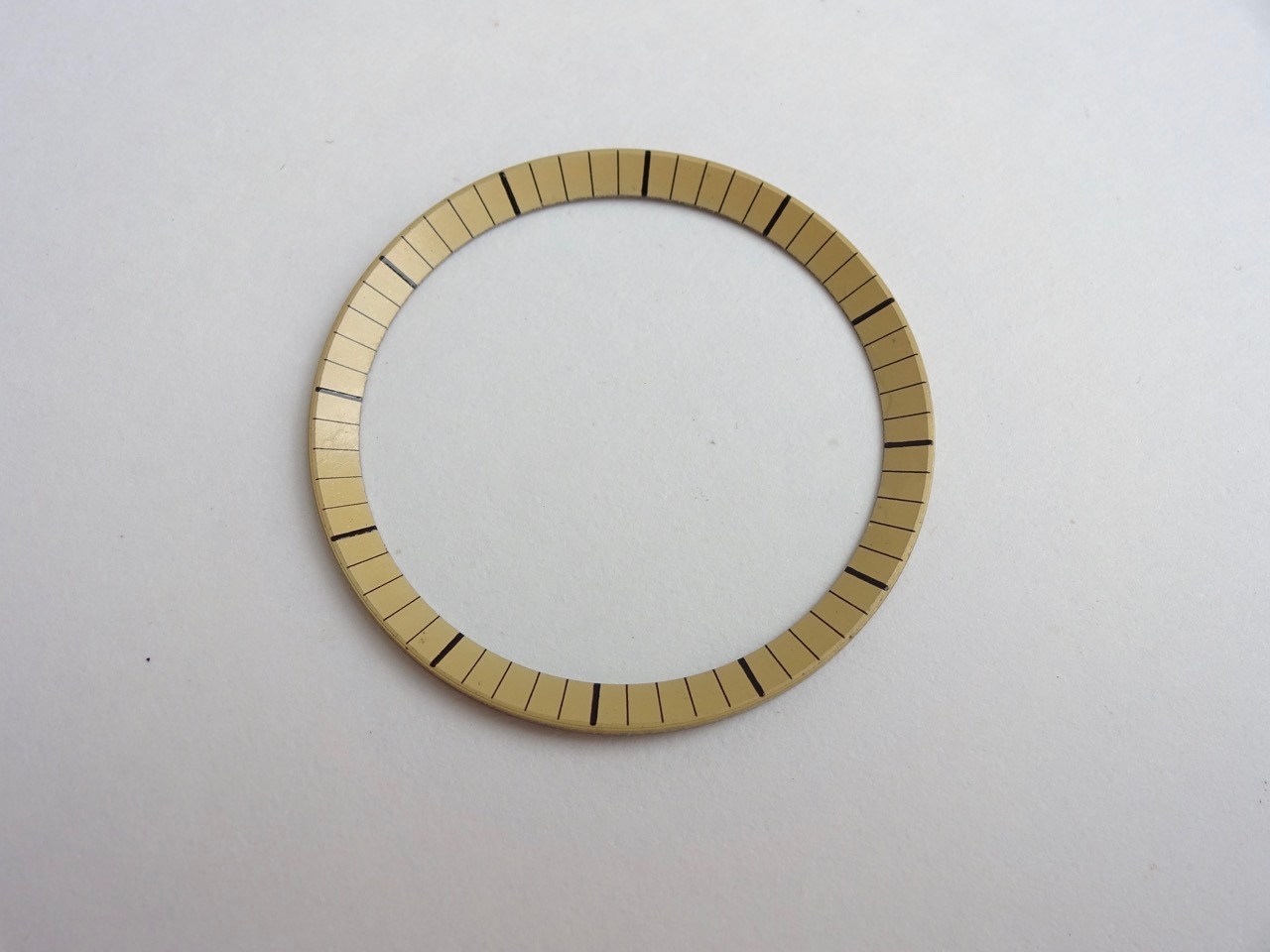 Chapter Ring Omega 198.020 /.021 F300Hz watch (cal 1250/60 ESA9162/64) ref 719A)