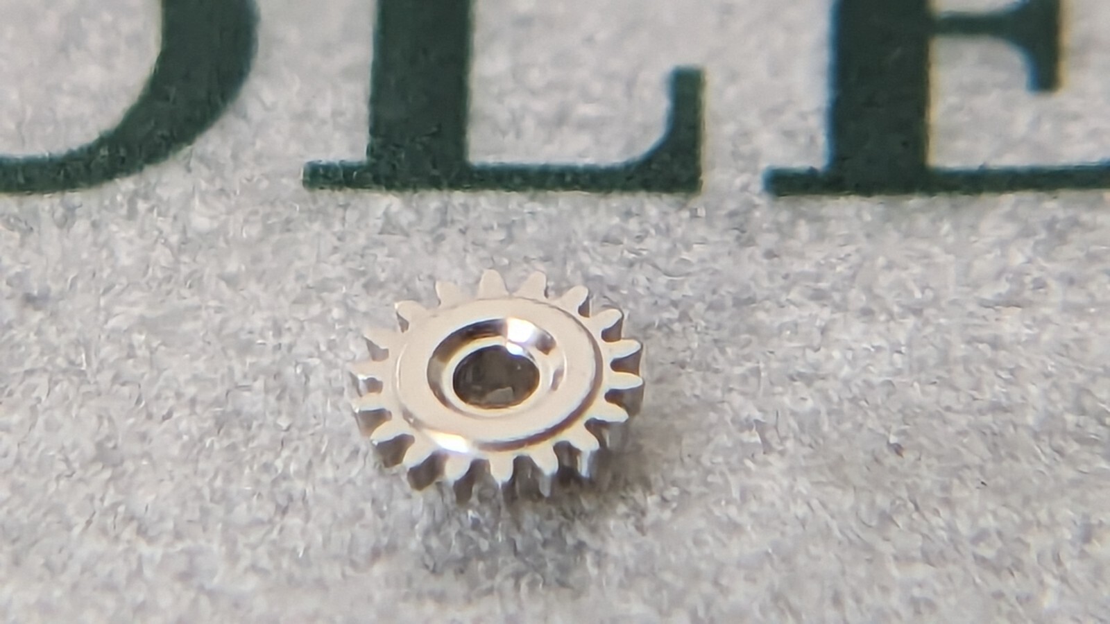 Rolex Genuine Caliber 3135 204 Winding Pinion New Unused Old Stock