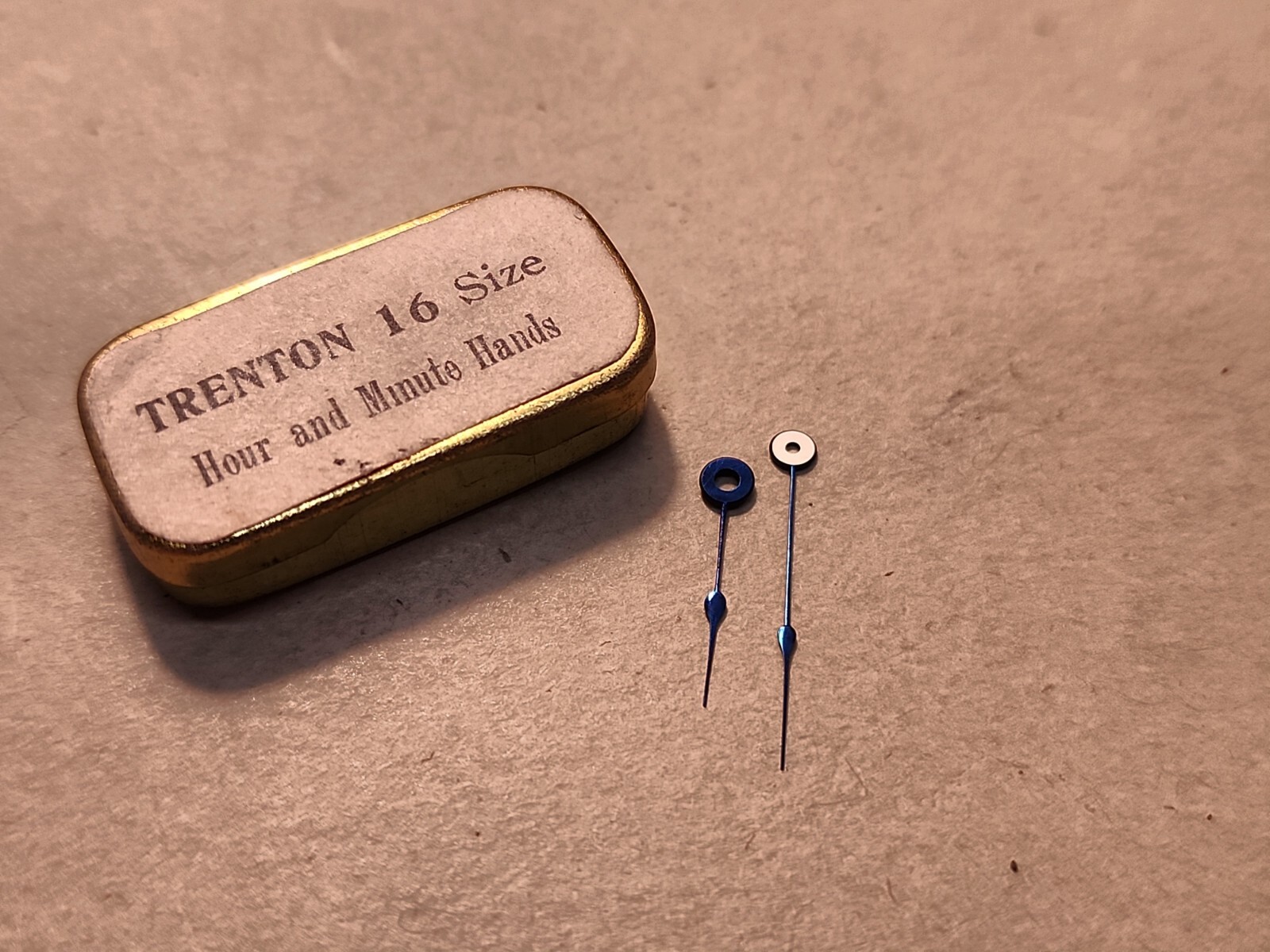Set Of NOS Trenton 16s Blue Spade Hour/Minute Hands-140/85 Hole Sizes