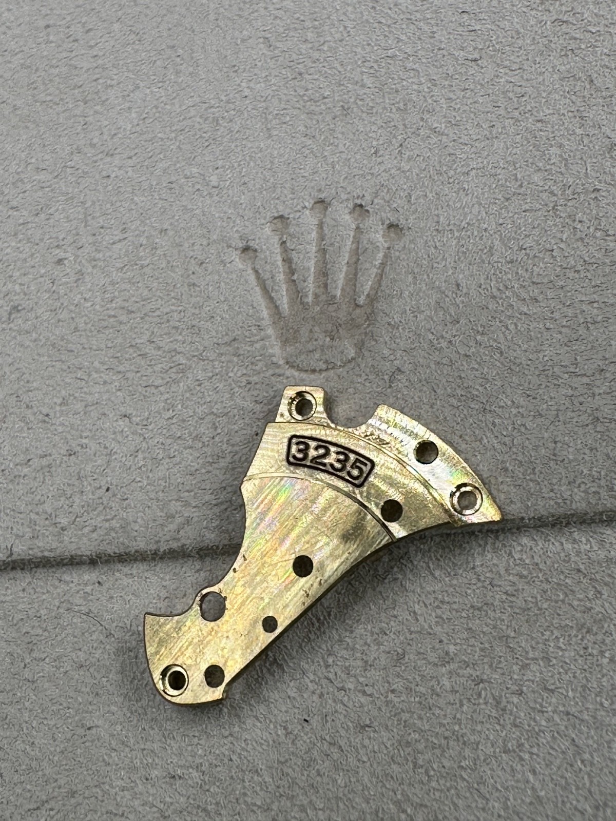 Genuine ROLEX Caliber 3235 Cod. 110 Train Wheel Bridge Movement NOS Unfinished