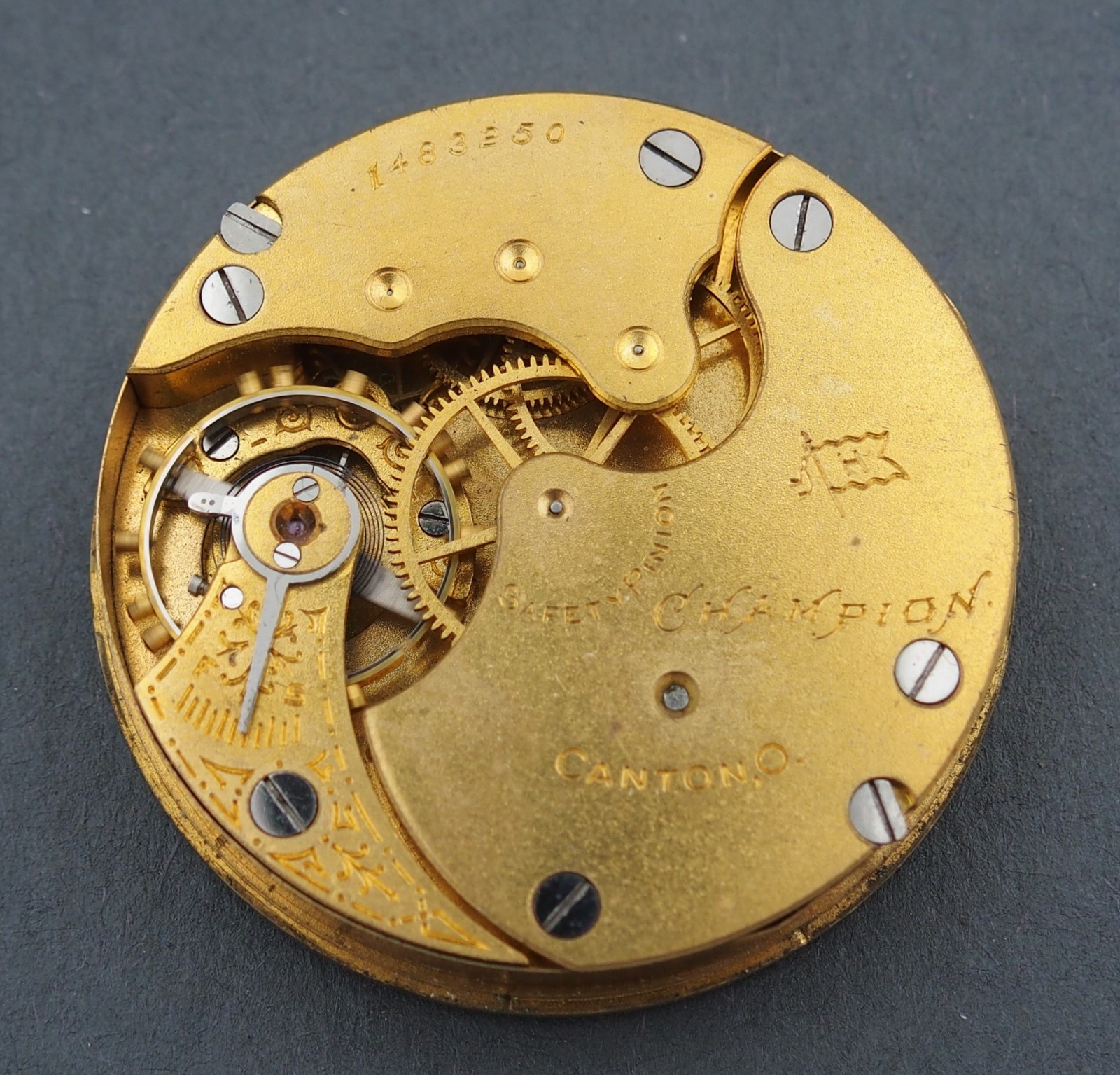 Hampden 16s 7J HC Champion Flag H Pocket Watch Movement for Parts Repair #F268