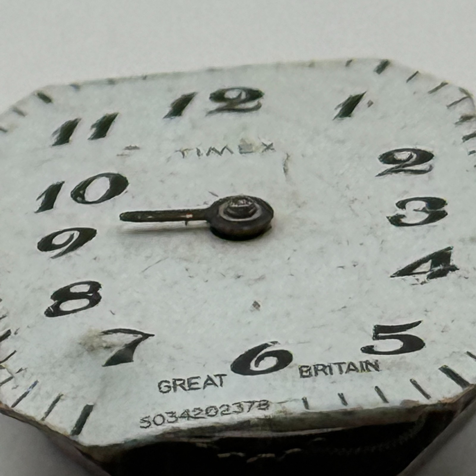 Timex 482 Watch Movement Great Britain 0 Jewel Manual Wind Parts Repair 18.1mm