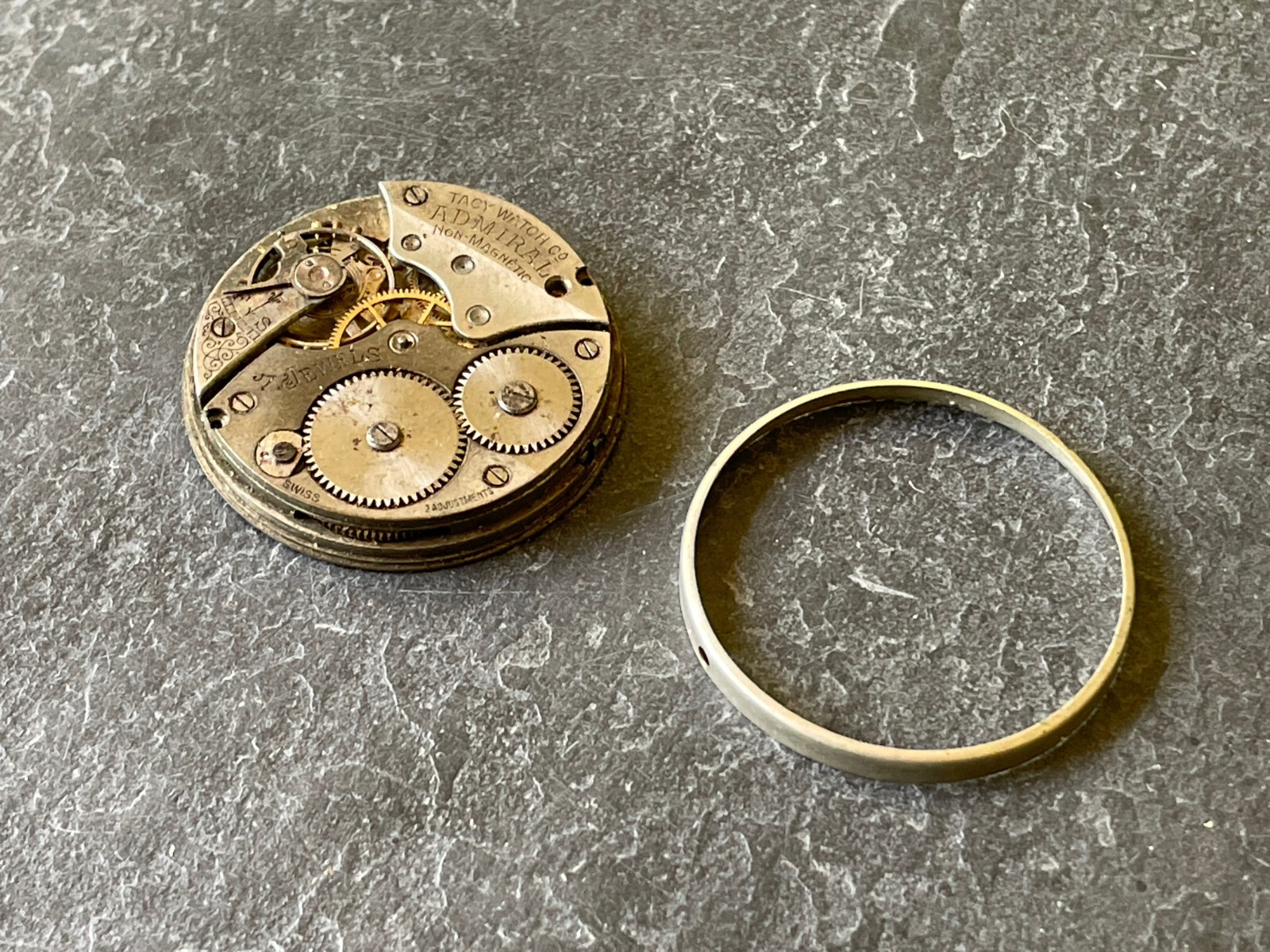 Antique Tacy Watch Co Admiral 7 jewel Swiss pocket Watch Movement PARTS REPAIR