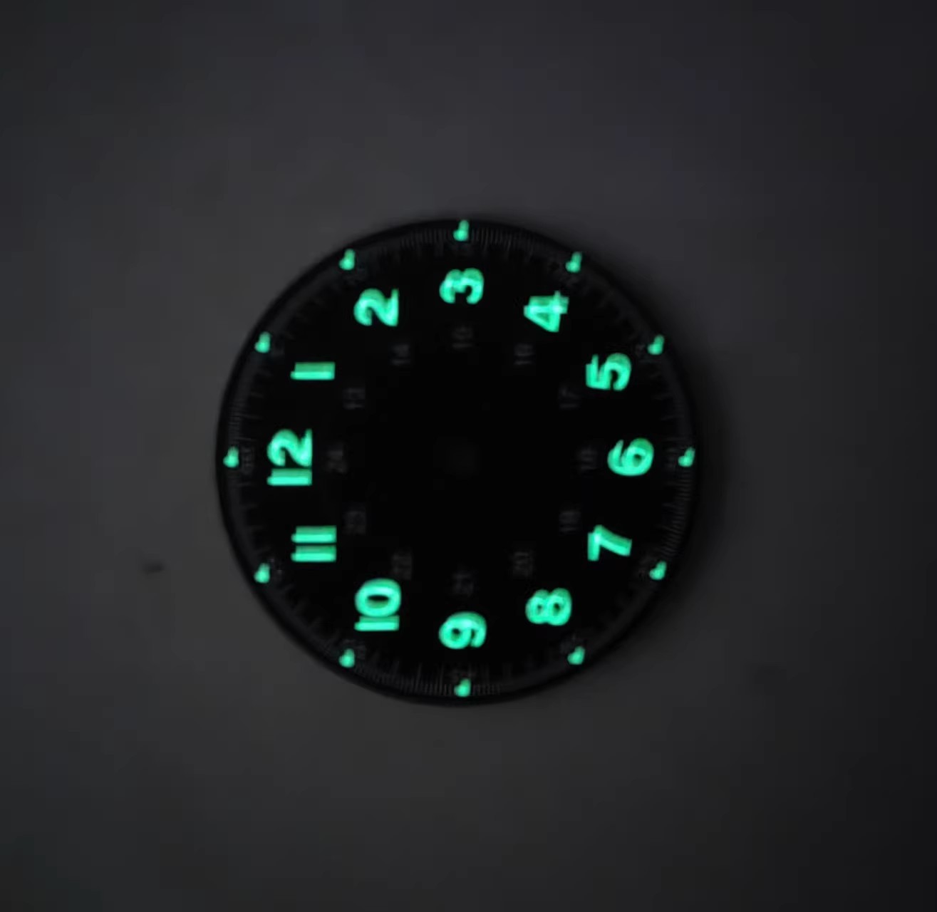 33.5mm Sun pattern Watch Dial+Hands Green Lume For NH35 NH36 ETA2824 Movement