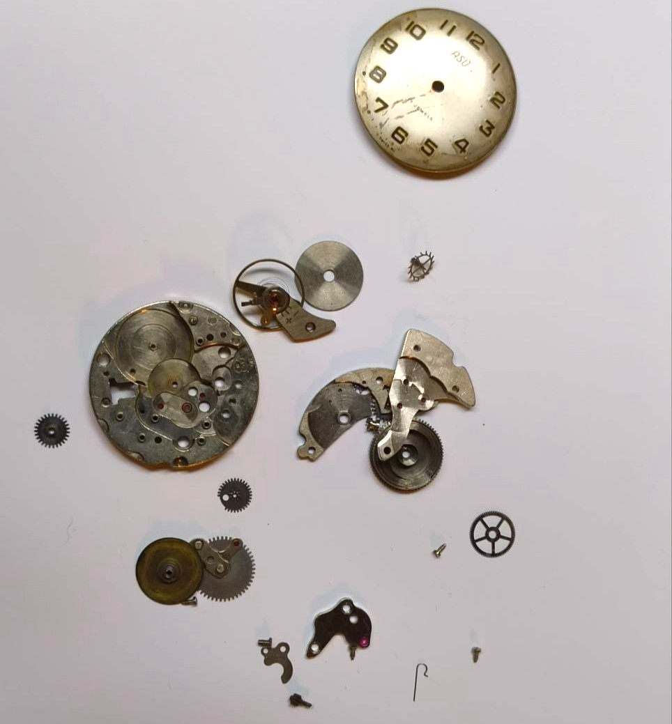 FHF ST 96-4 Swiss Watch Movement Parts / Vintage 17 Jewels Caliber