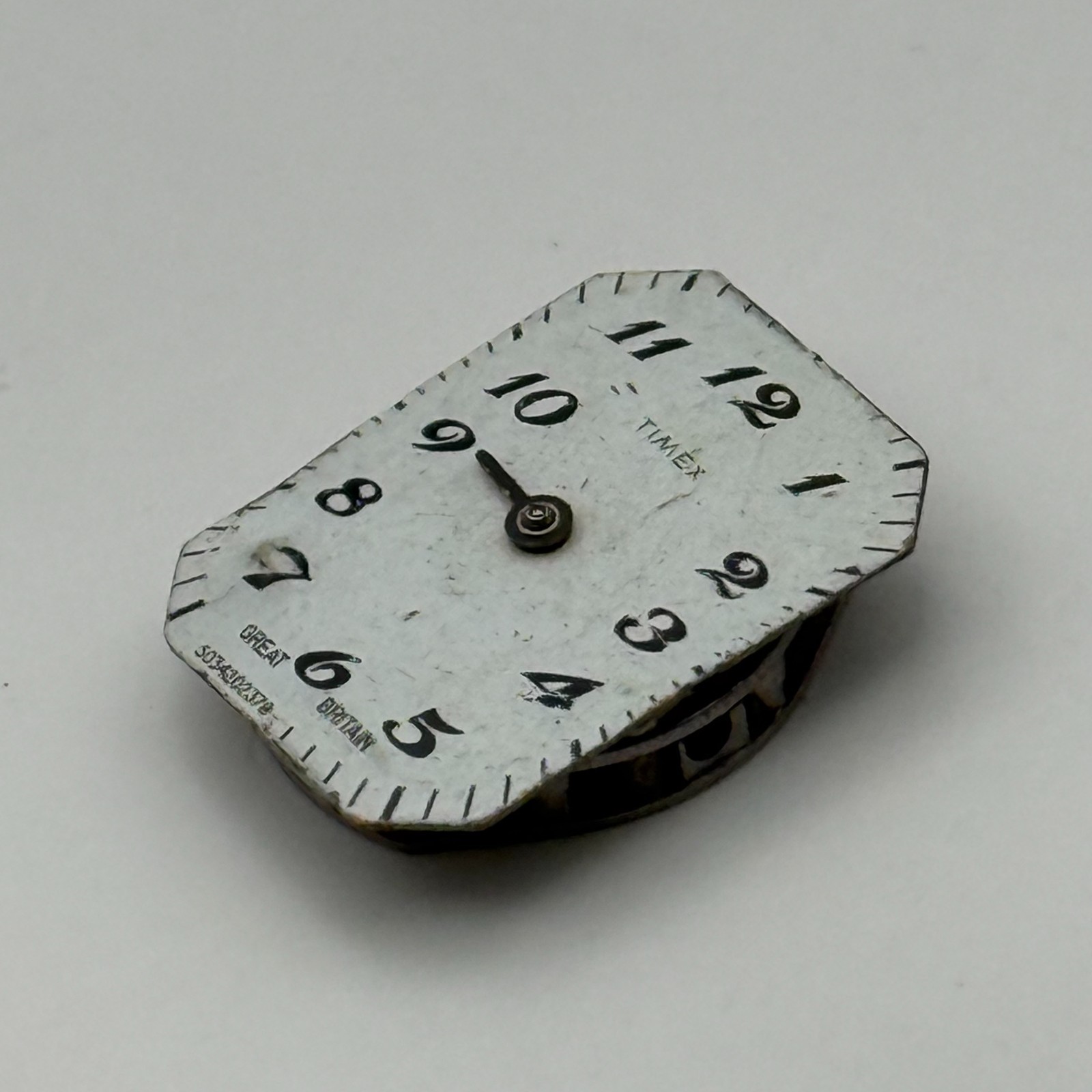 Timex 482 Watch Movement Great Britain 0 Jewel Manual Wind Parts Repair 18.1mm
