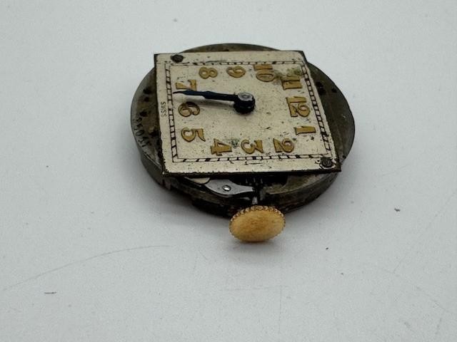 Vintage Benrus 15 Jewels 32207 Watch Movement WORKS