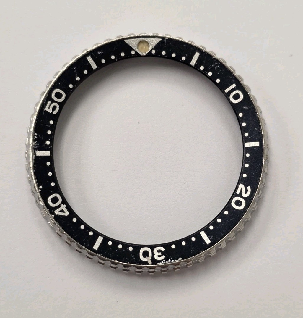 SEIKO VINTAGE DIVER TURTLE 6306 WATCH BEZEL COMPLETE (GOOD & 100% ORIGINAL)