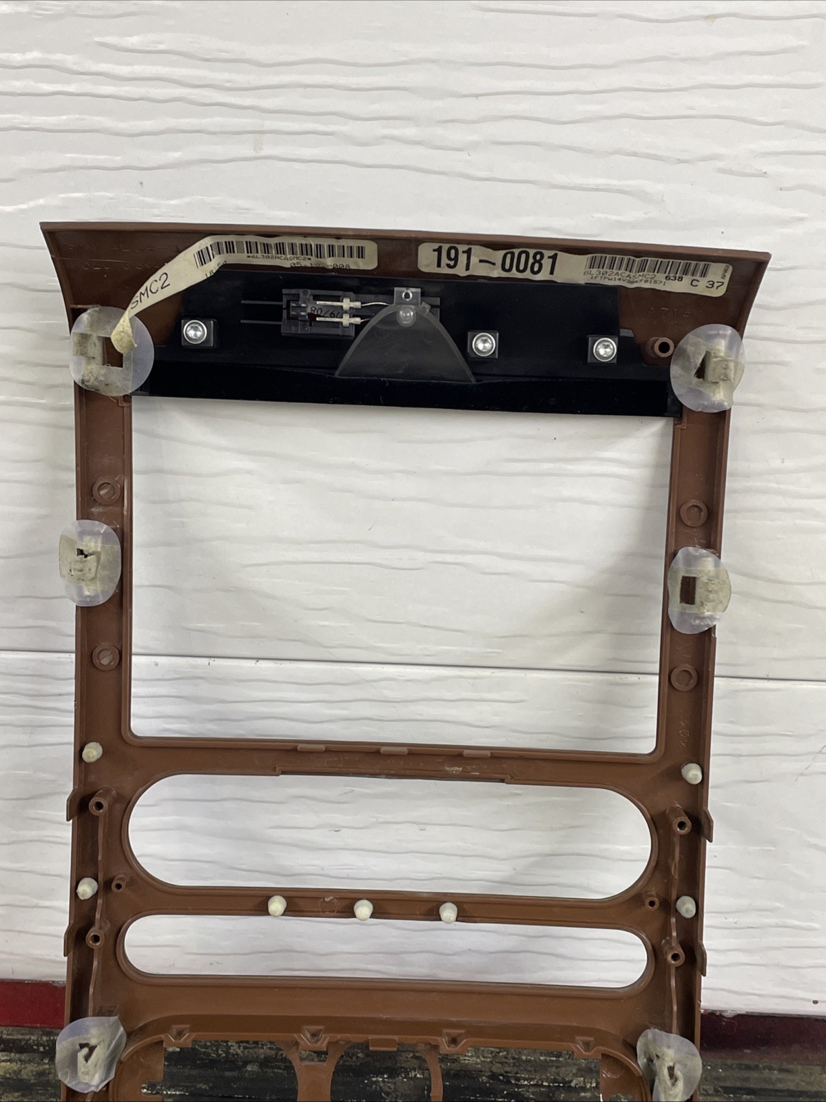 2004 – 2008 FORD F – 150 RADIO BEZEL WOODGRAIN Oem Used